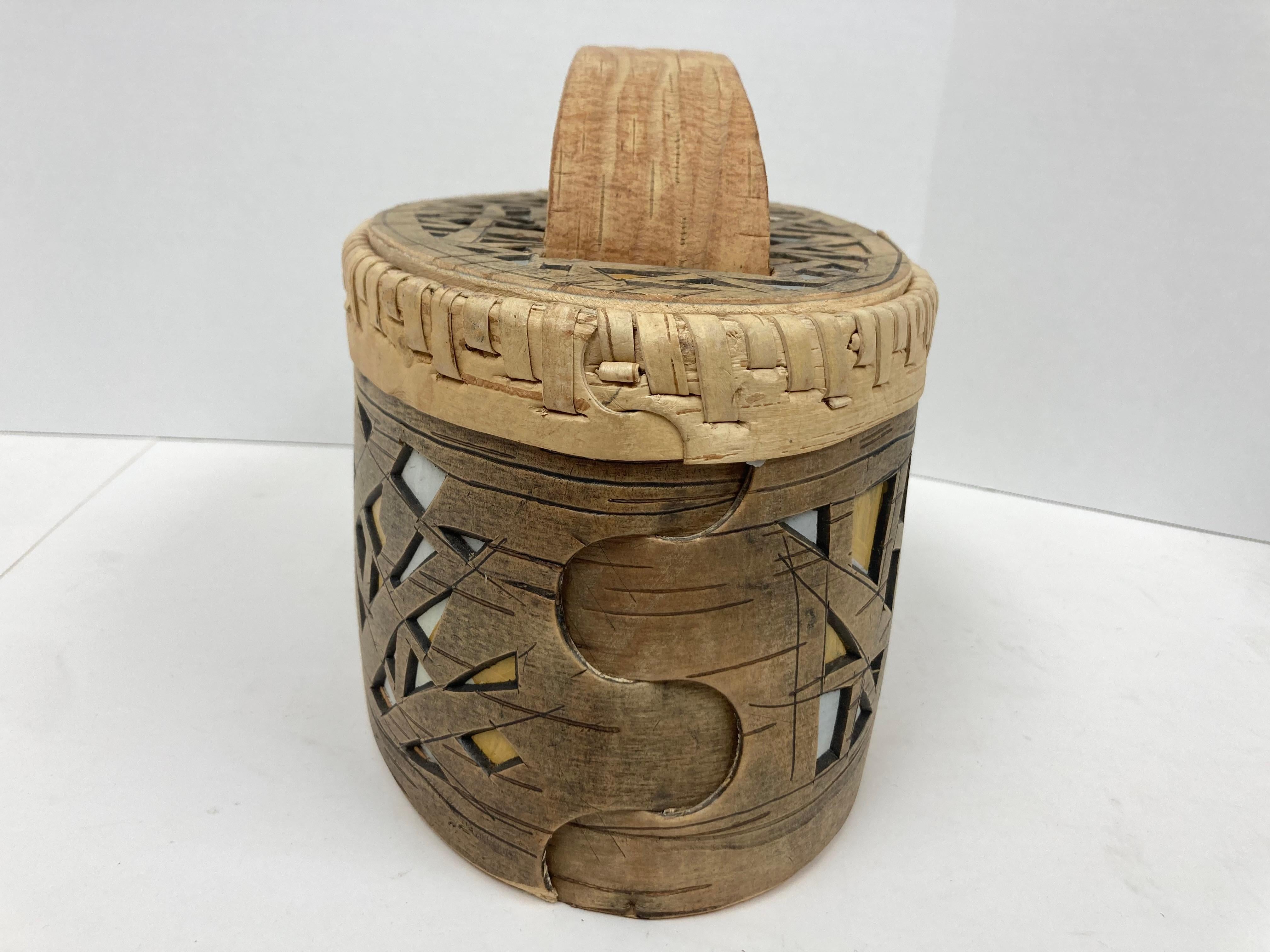 Signed Ukrainian Bent and Pierced Oval Birch Box For Sale 3