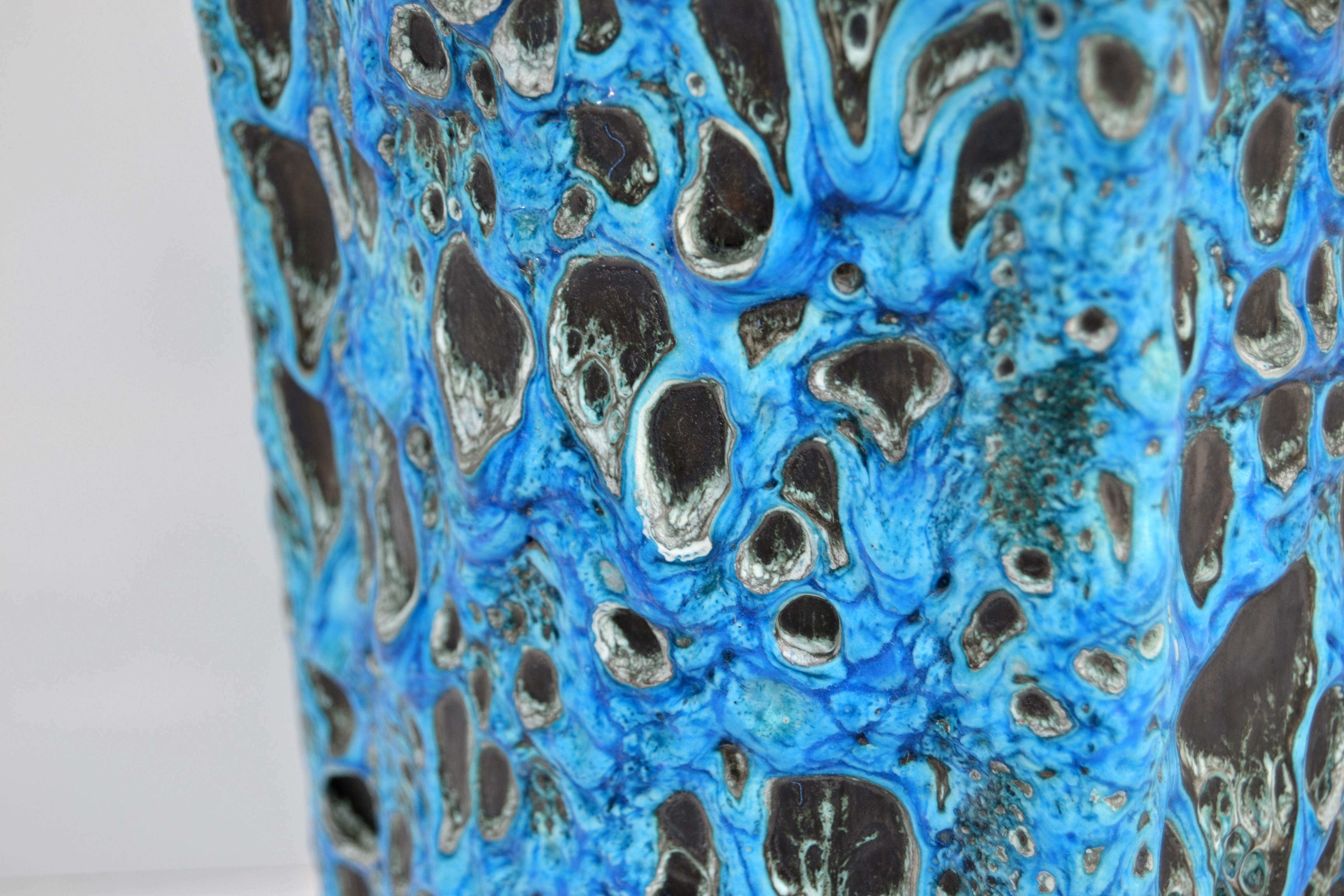 Signiert Vallauris Frankreich Keramik glasiert Blau & Schwarz Mid-Century Modern im Zustand „Gut“ im Angebot in Miami, FL