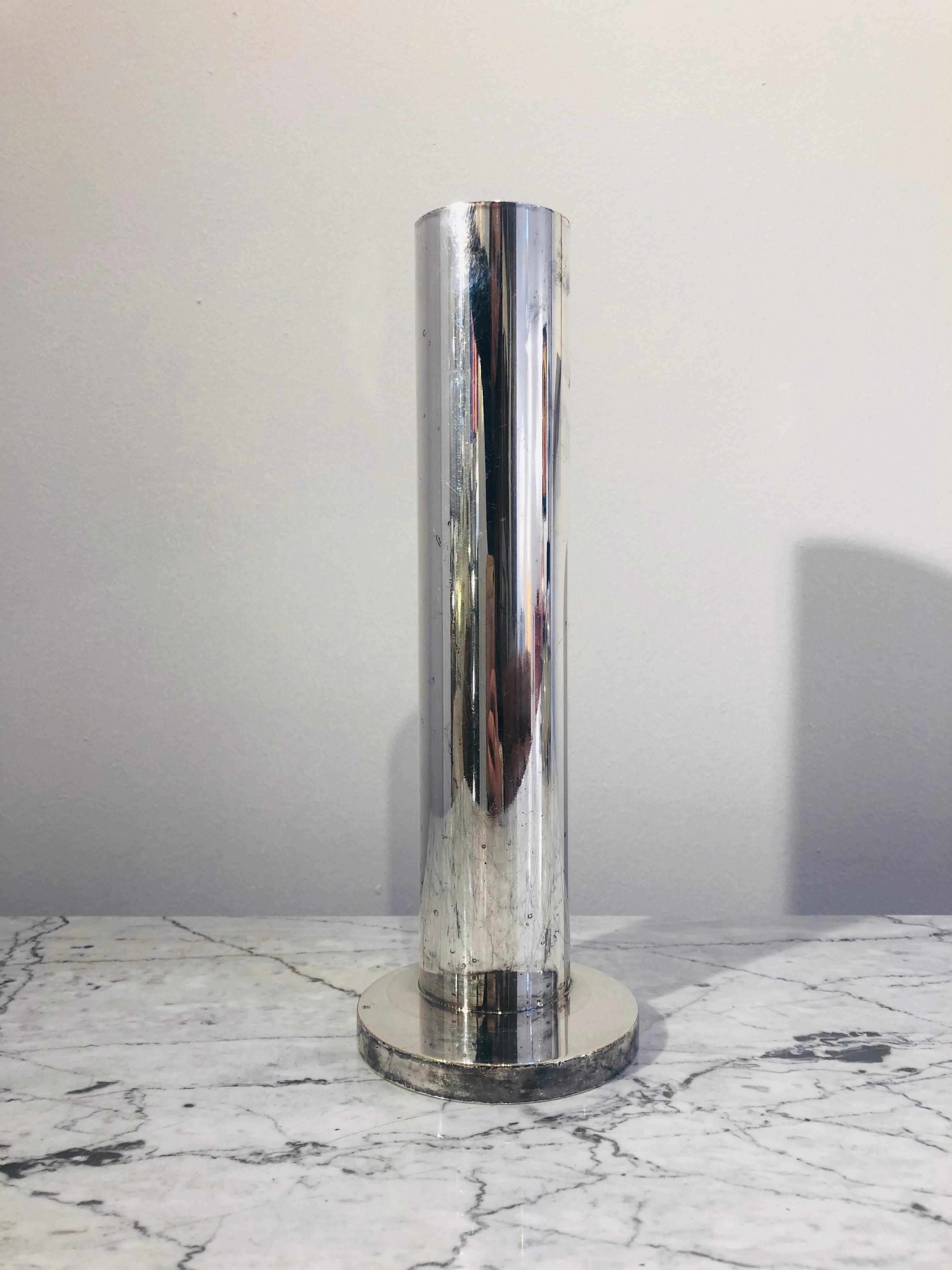 Art Deco Signed Vase by Maison Desny in Silvered Metal 