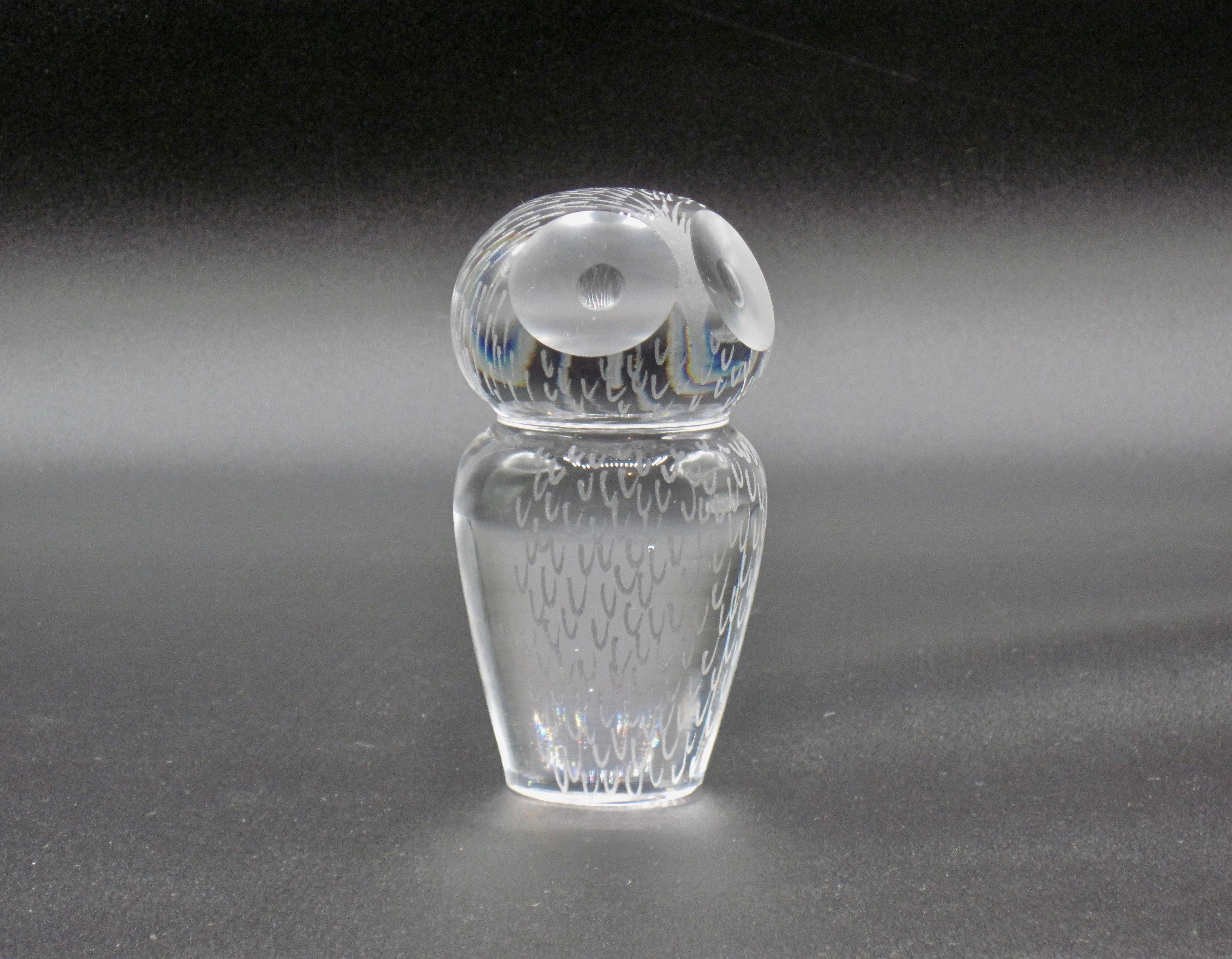 Signed Vicke Linstrand for Kosta Crystal Owl Paperweight For Sale 5