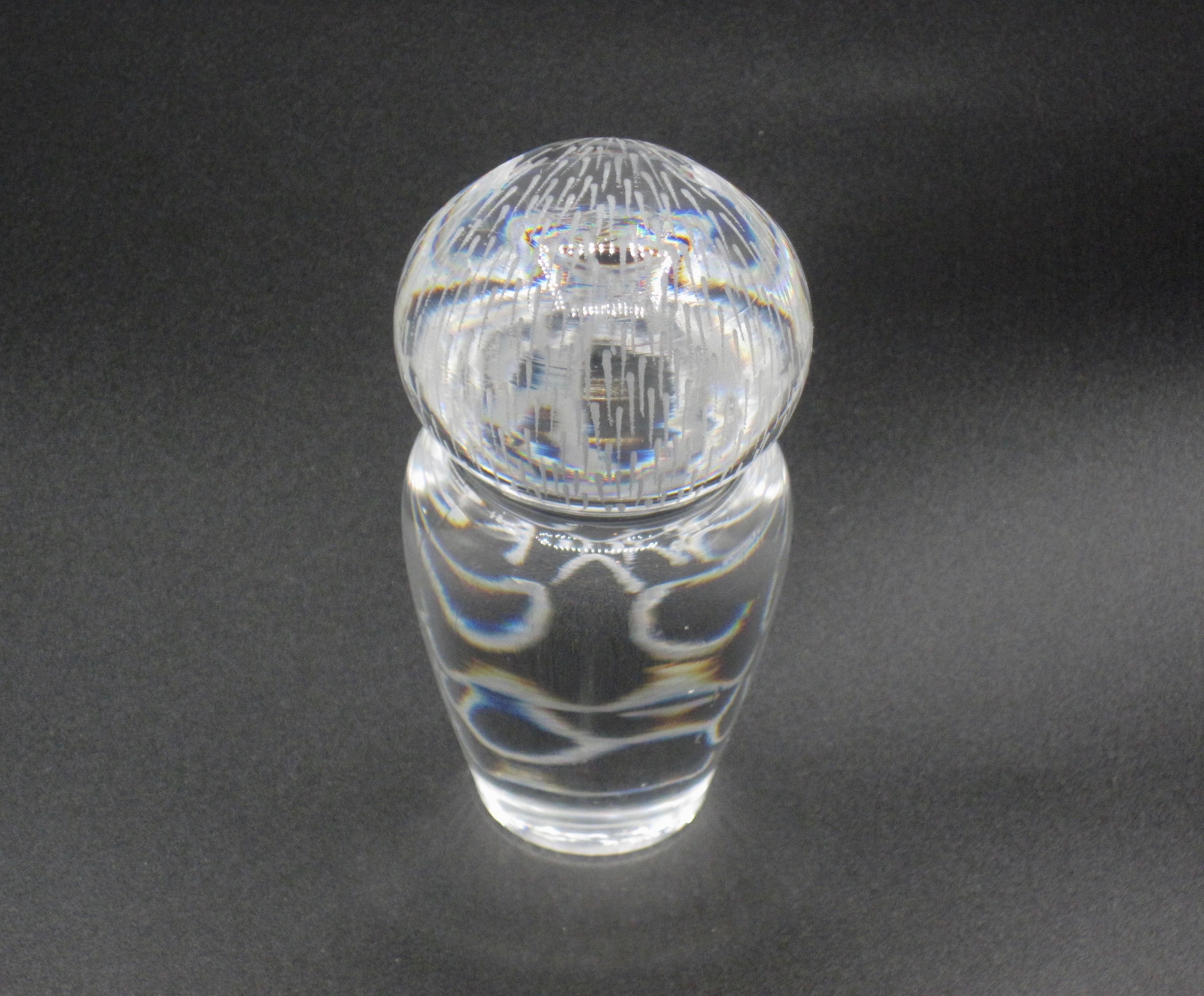 Signed Vicke Linstrand for Kosta Crystal Owl Paperweight For Sale 6