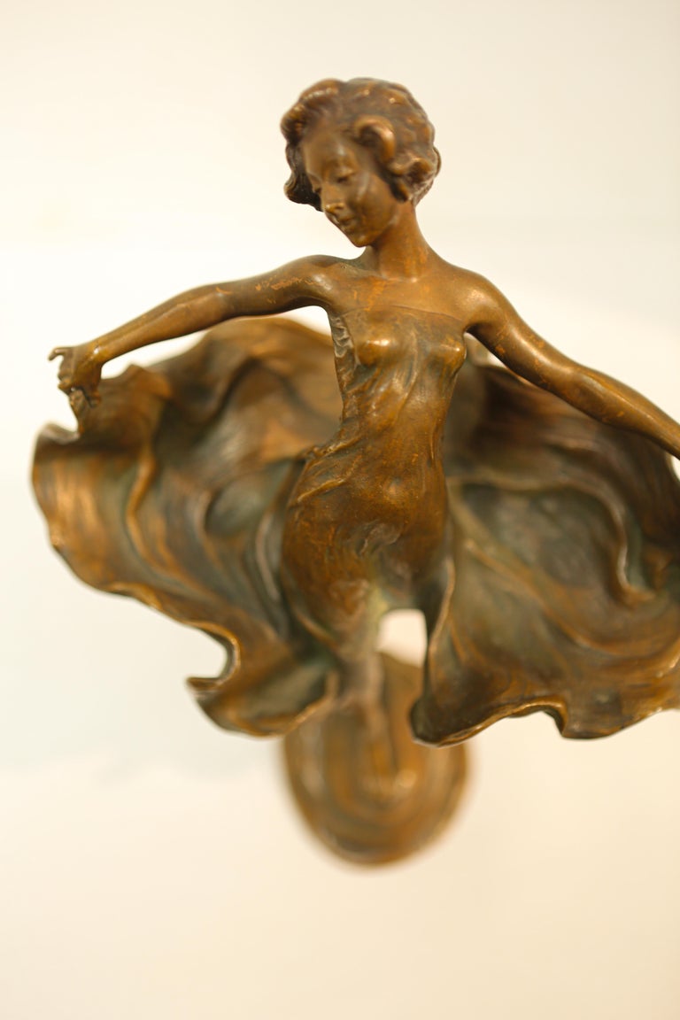 20th Century Bronze Figure of a Female Dancer For Sale at 