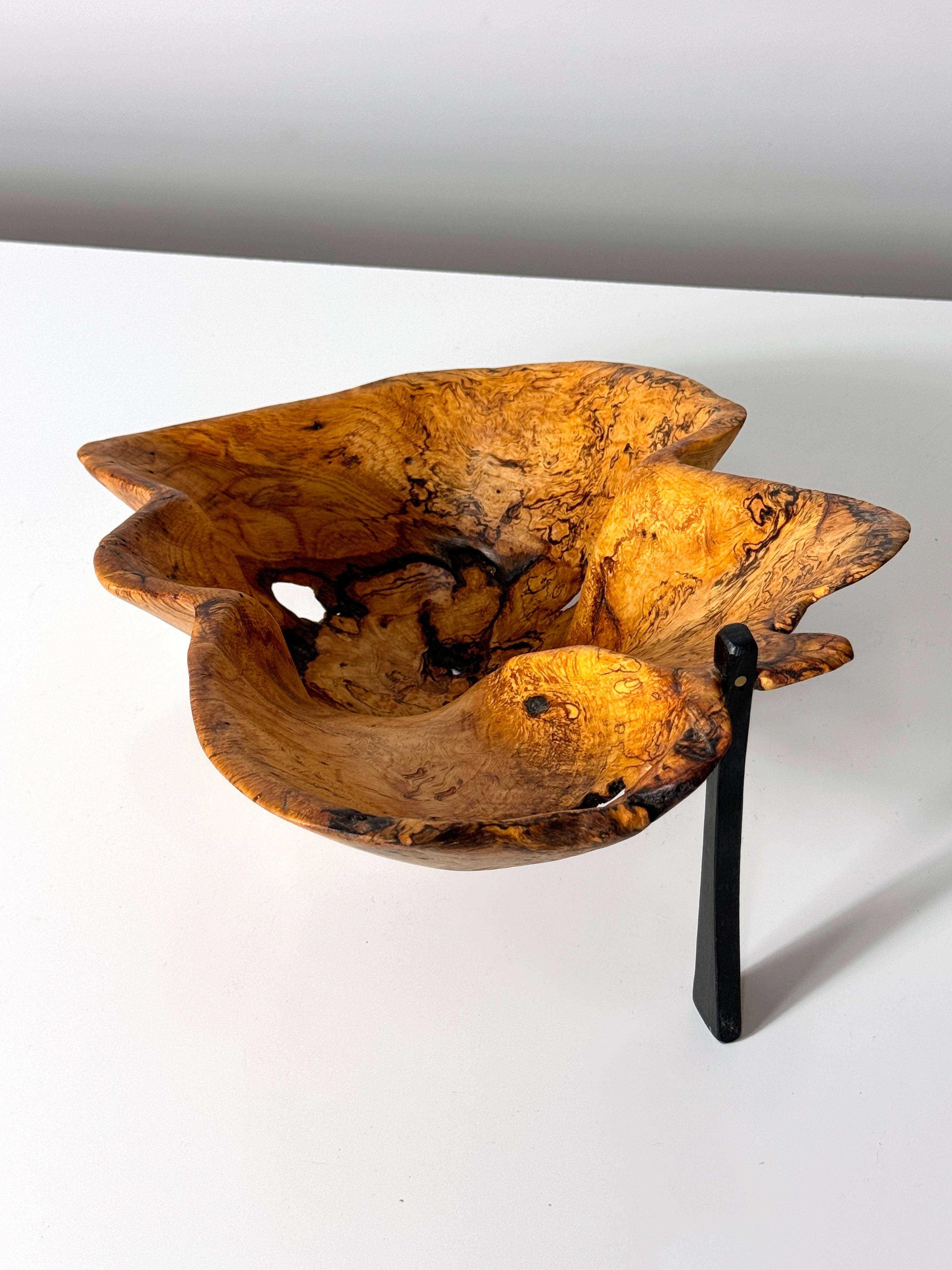 Nordamericano Scultura di centrotavola a forma libera in radica di Studio A firmata in vendita