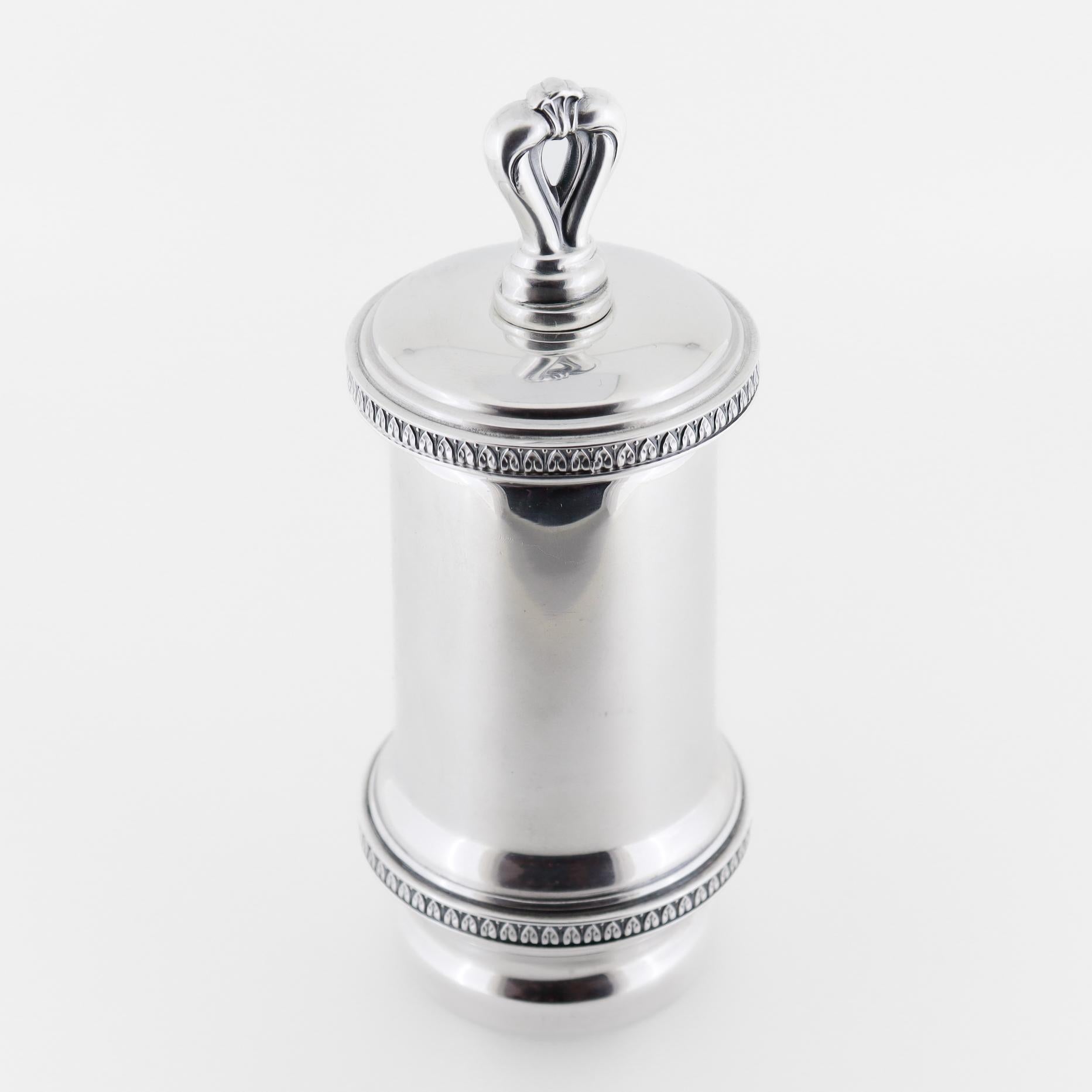 Molinillo o pimentero italiano de plata de ley firmado Vintage Buccellati en venta 1
