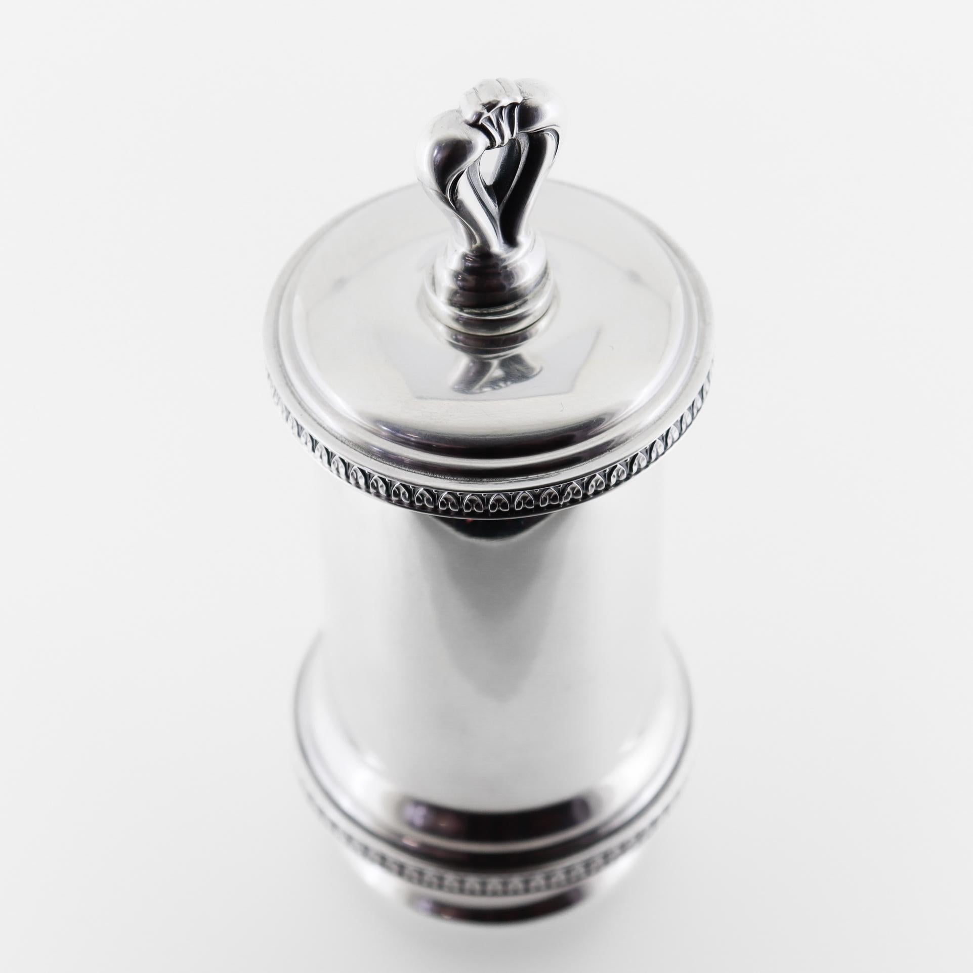 Molinillo o pimentero italiano de plata de ley firmado Vintage Buccellati en venta 2