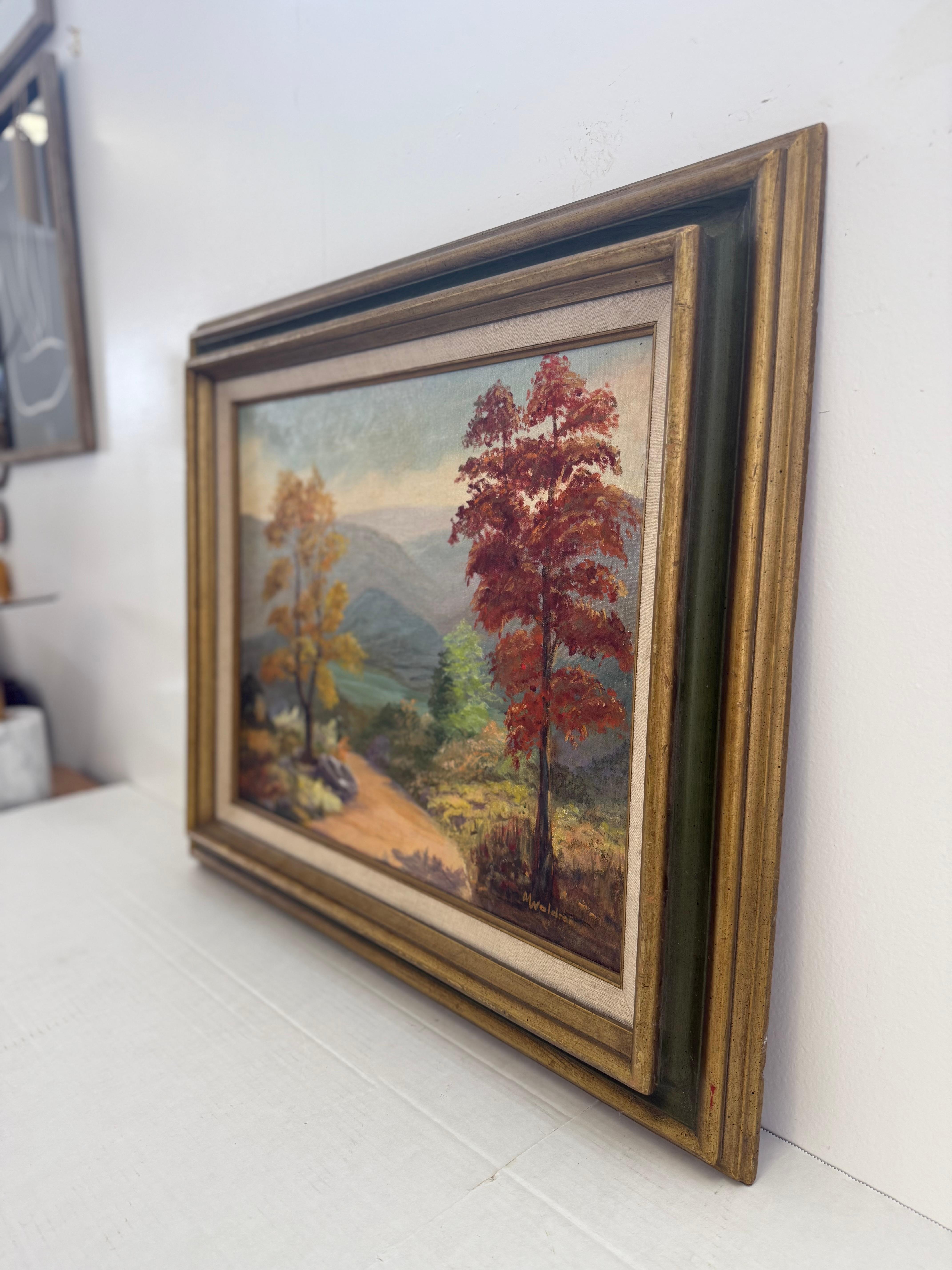 Signierte Vintage gerahmt Landschaft Ölgemälde mit Bäumen, Berg (Holz) im Angebot