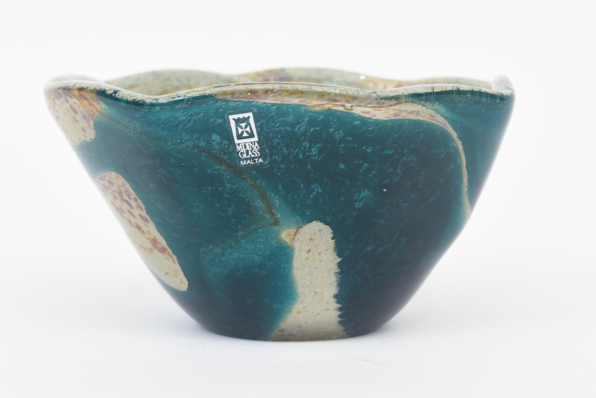Ciotola firmata d'epoca Mdina Baltic Topographical Glass Rare Bowl Turchese, Tan, Marrone in vendita 3