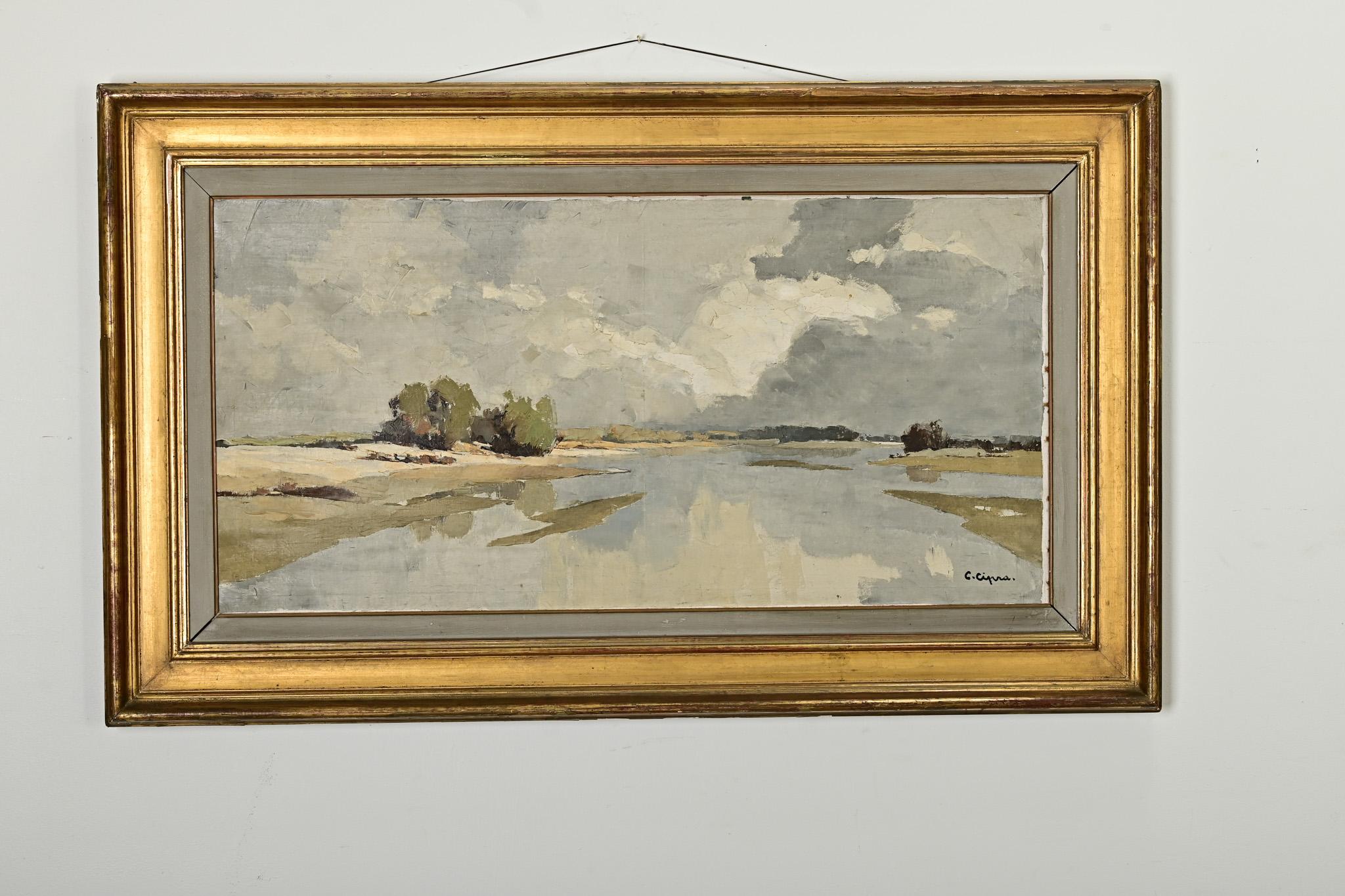 Impresionante óleo vintage de mediados del siglo XX sobre un paisaje costero, procedente de Brasil vía Francia, firmado por el artista. La escena abstraída difumina la orilla entre la tierra y el mar al reflejar la densa capa de nubes en el reflejo