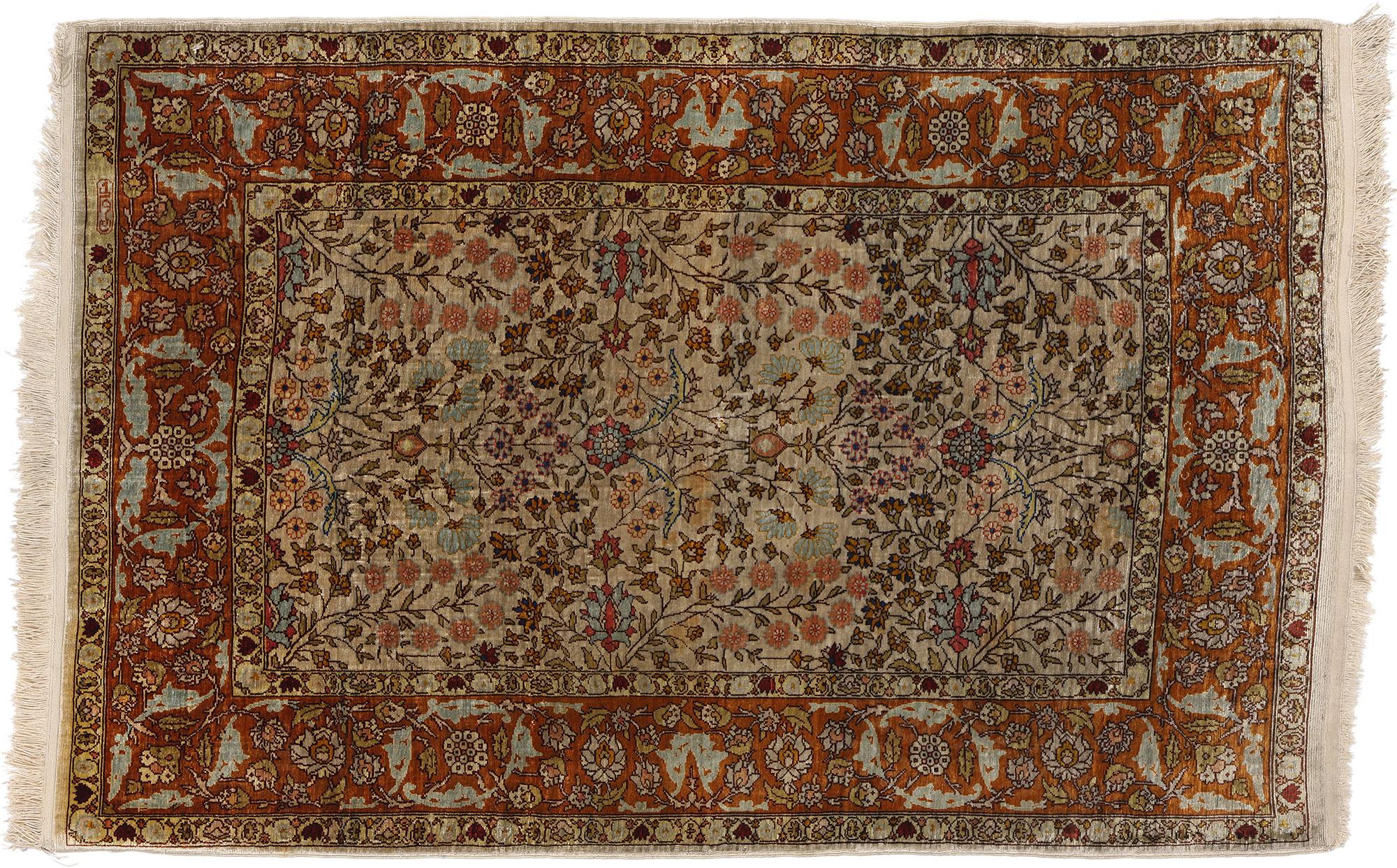 Signierter türkischer Hereke-Teppich aus Seide im Vintage-Stil, Blumenblume der sieben Berge (Louis XIV.) im Angebot