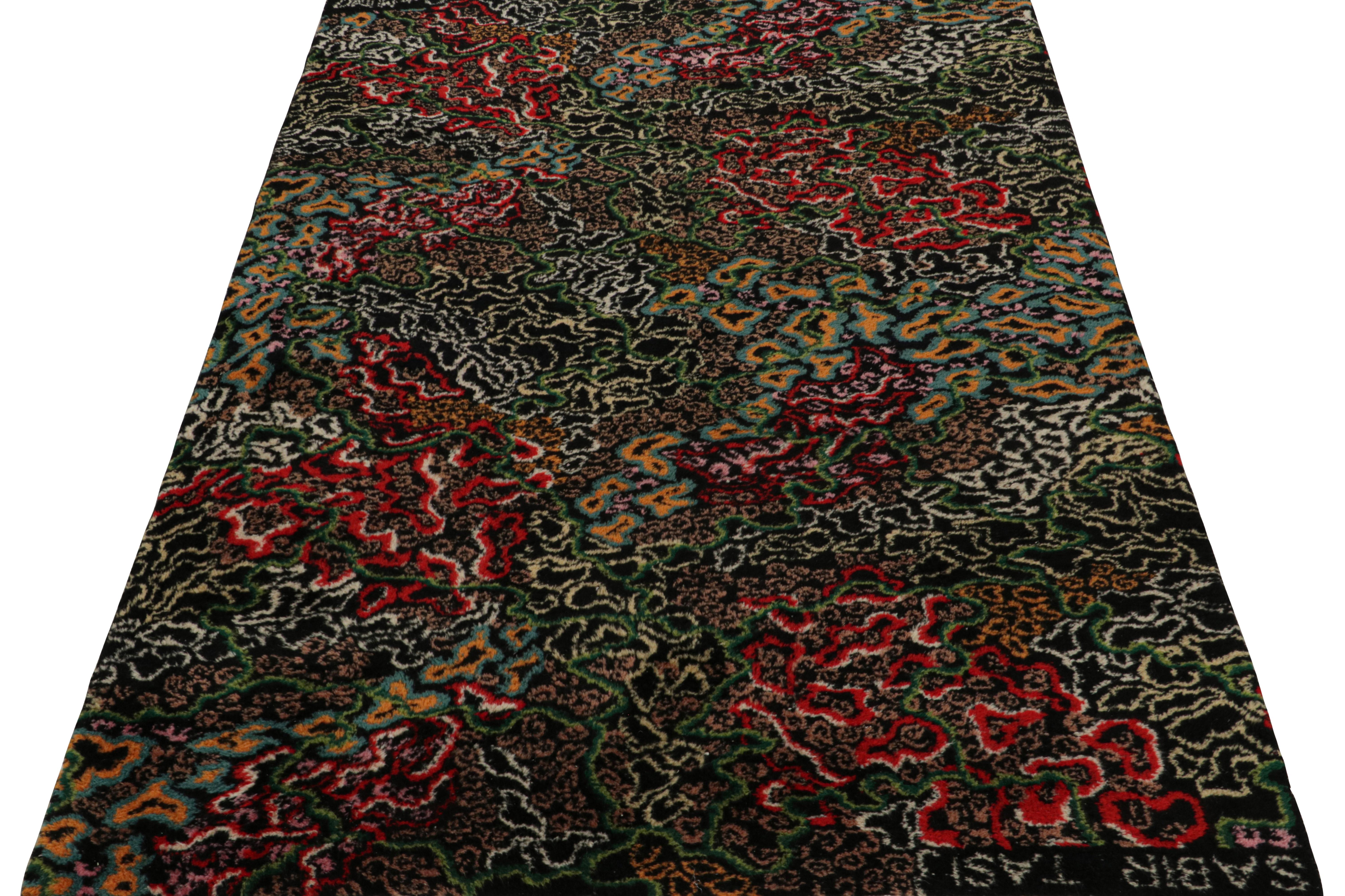 Signierter Vintage Zeki Müren Art Deco Teppich, mit abstrakten Mustern, von Rug & Kilim (Art déco) im Angebot