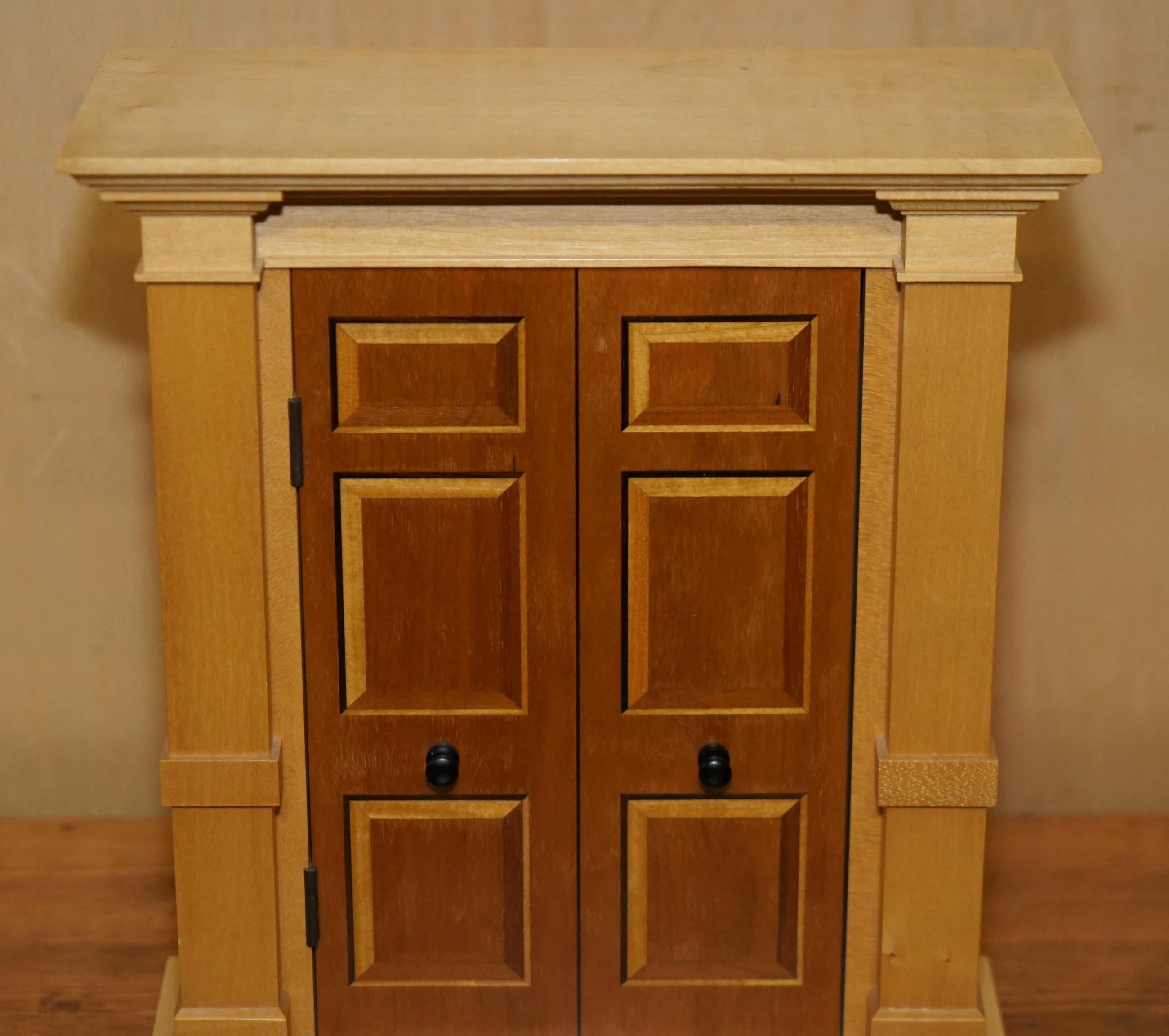 SIGNED VISCOUNT DAVID LINLEY PERSPECTIVA ARQUITECTÓNICA LLAVE CAJA FUERTE ARMARIO DE PARED Inglés en venta