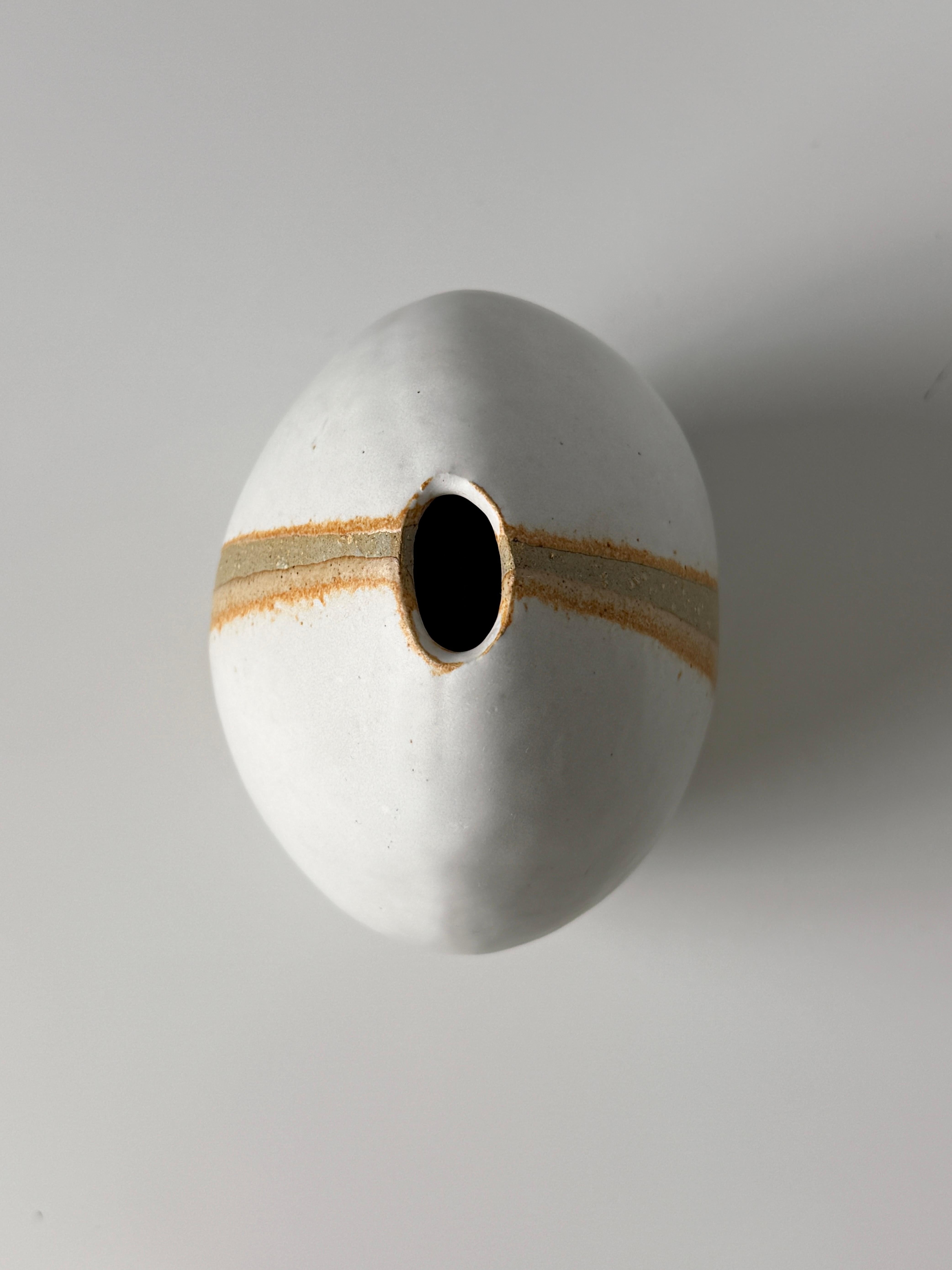 Américain Vase en grès émaillé signé Warren Hullow, années 1970 en vente