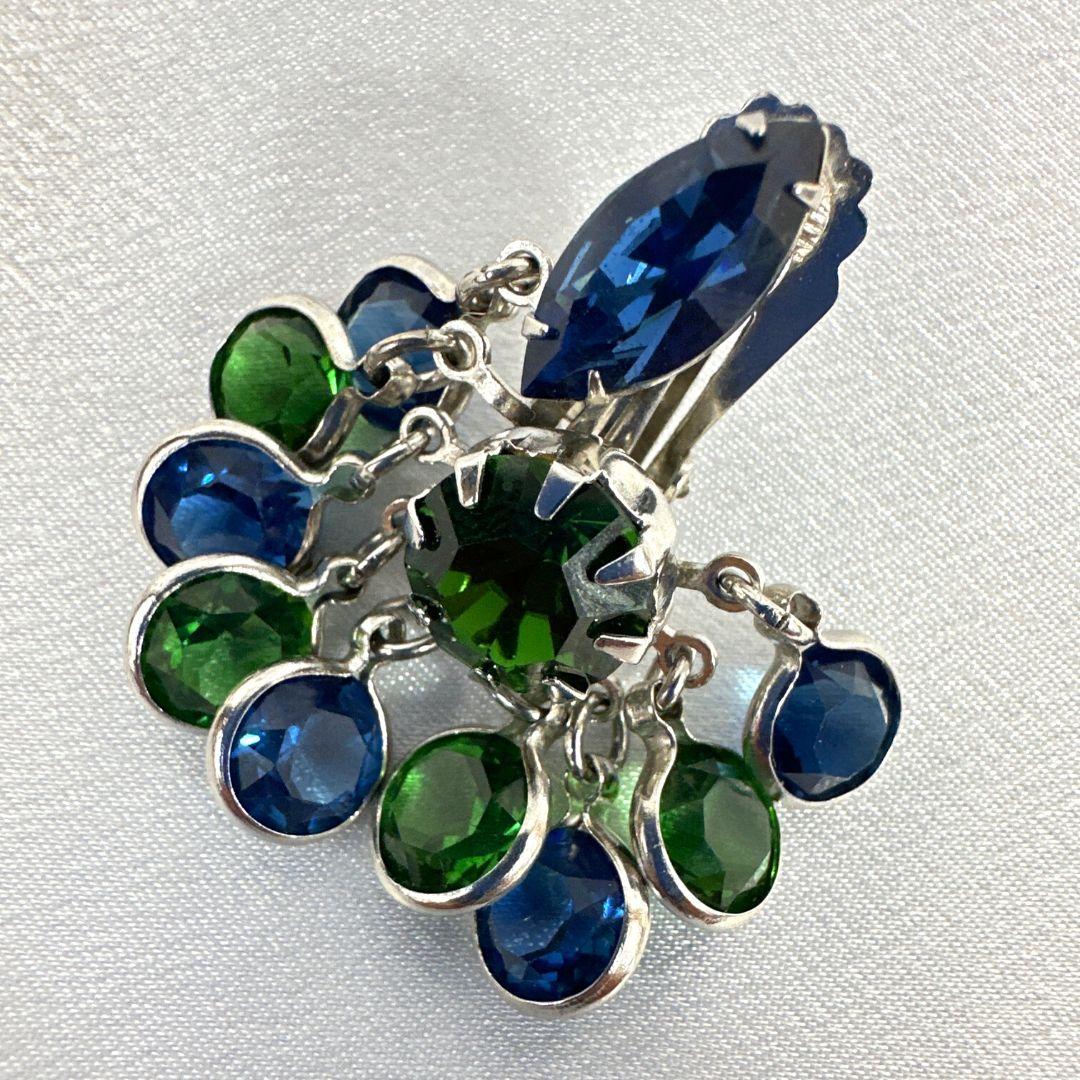 Signed Weiss Vintage Blue & Green Glass Multi-Drops Charm Necklace Earrings Set For Sale 2