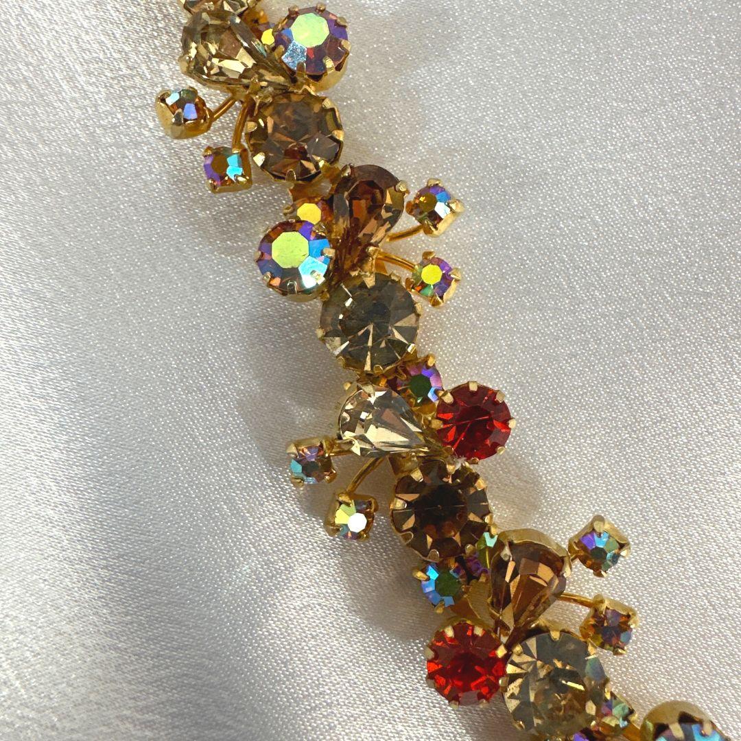 Signiert Weiss Vintage Mehrfarbig  Set aus Halskette, Armband, Ohrringen im Angebot 3