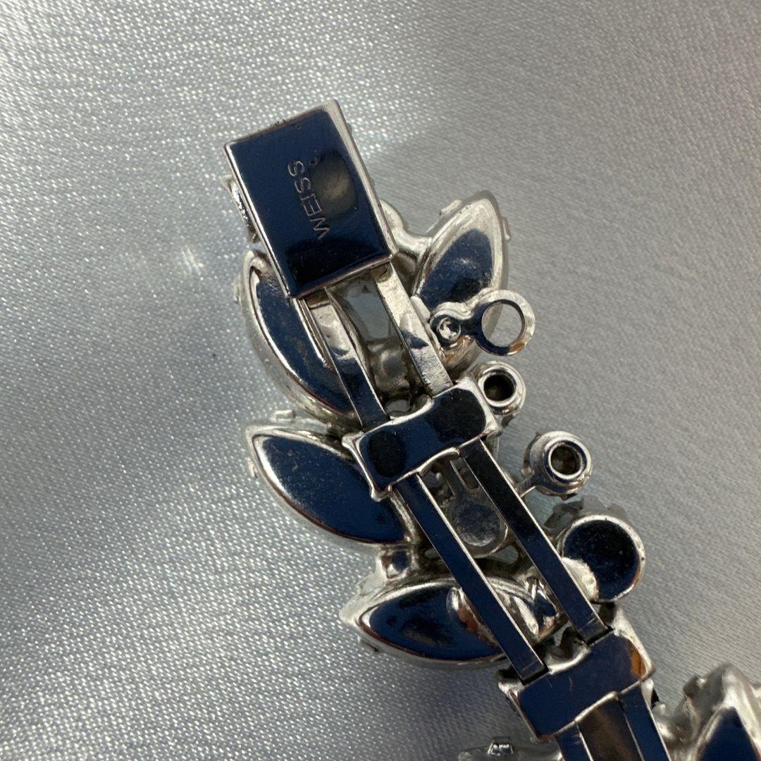 Signed Weiss  White & Blue  Glass & Rhinestone Vintage Link Bracelet For Sale 1