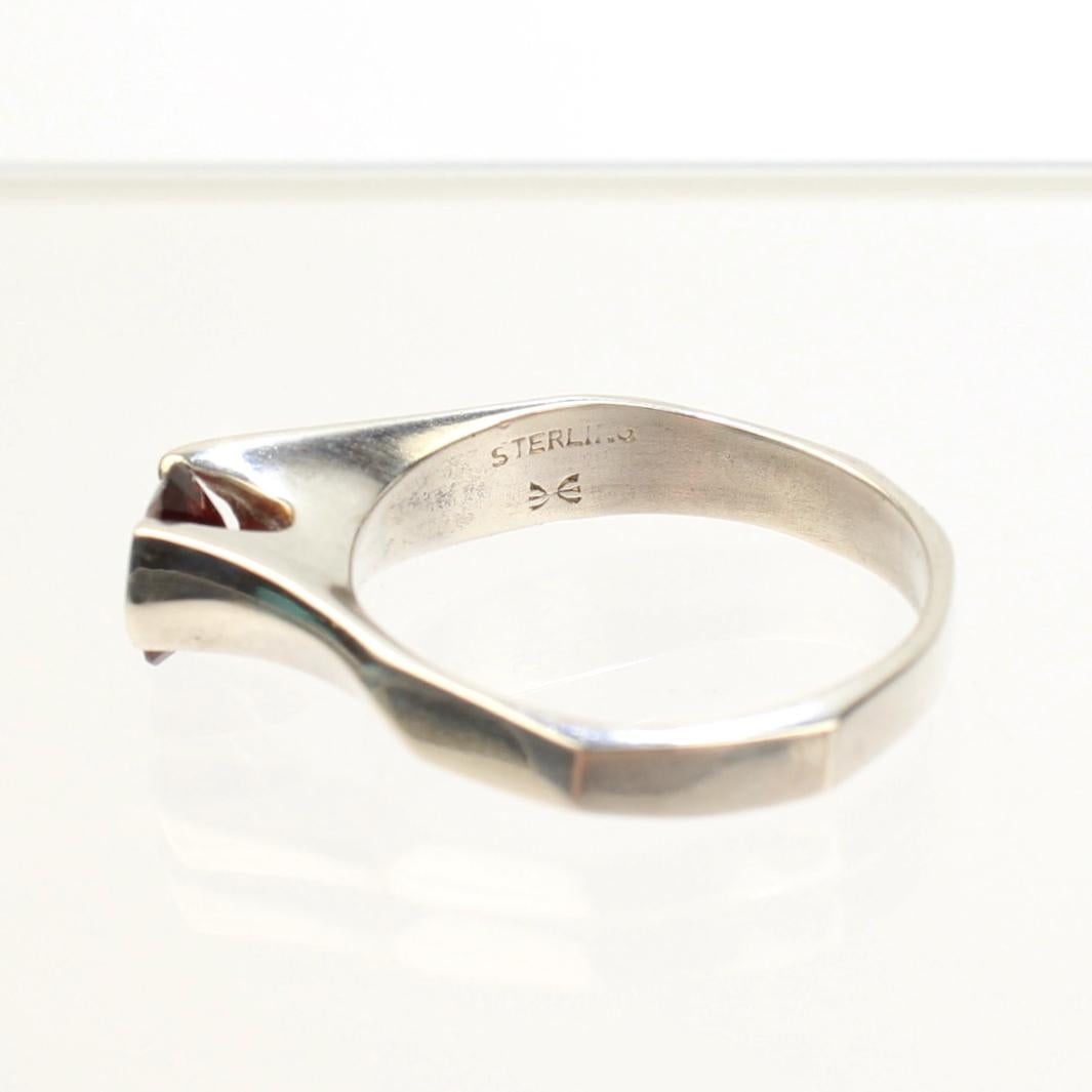 Signed Wesley Emmons Asymmetric Modernist Sterling Silver & Garnet Cocktail Ring For Sale 2