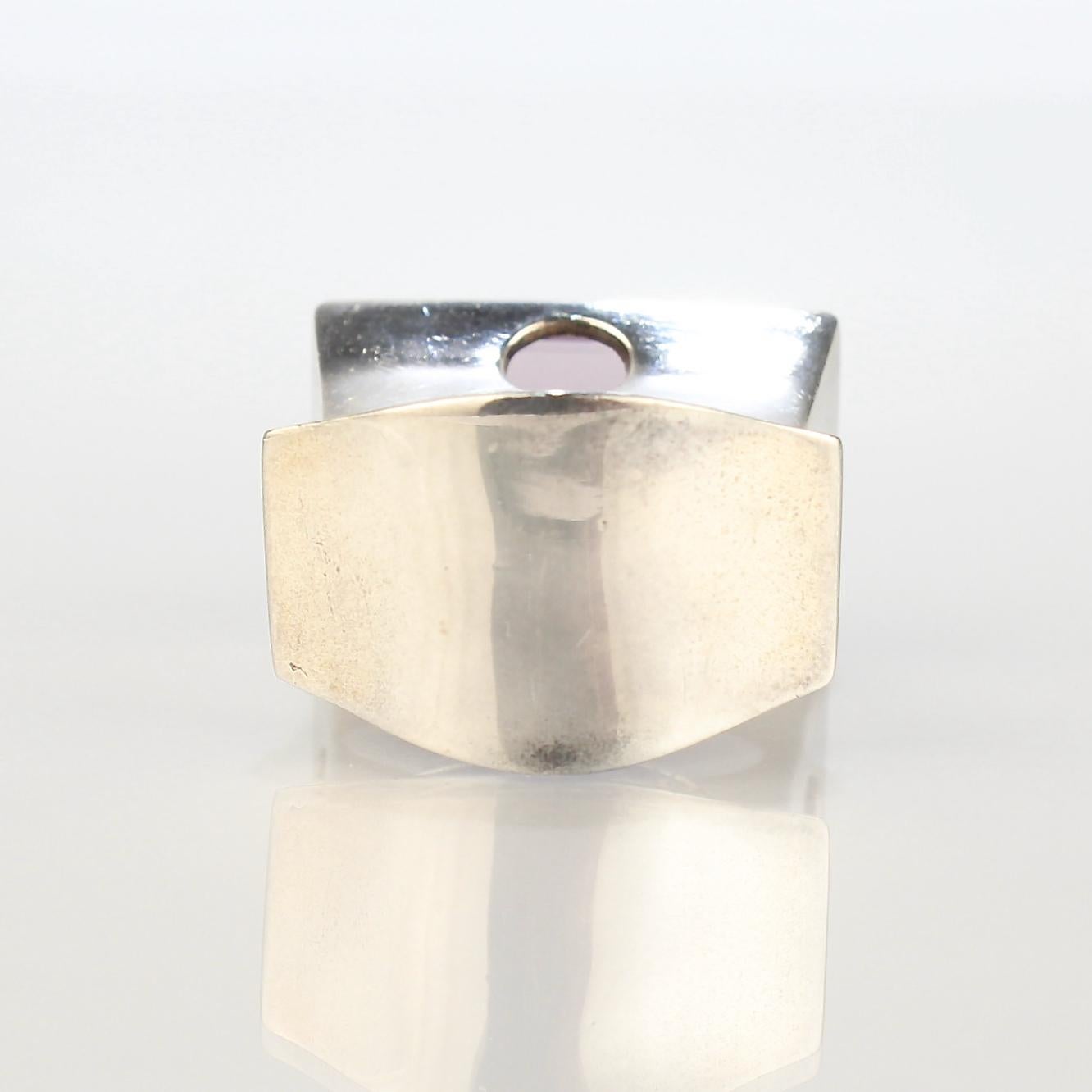 Modernist Signed Wesley Emmons Mid-Century Modern Sterling Silver and Amethyst Ring, 1970s For Sale