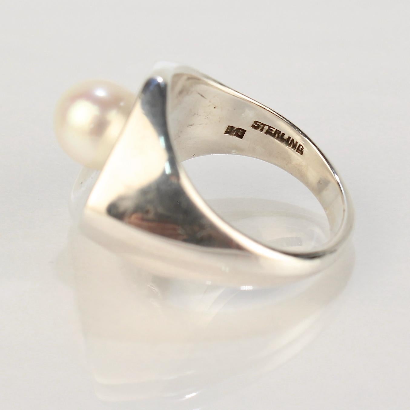 Round Cut Signed Wesley Emmons Mid-Century Modern Sterling Silver and Pearl Ring, 1970s For Sale