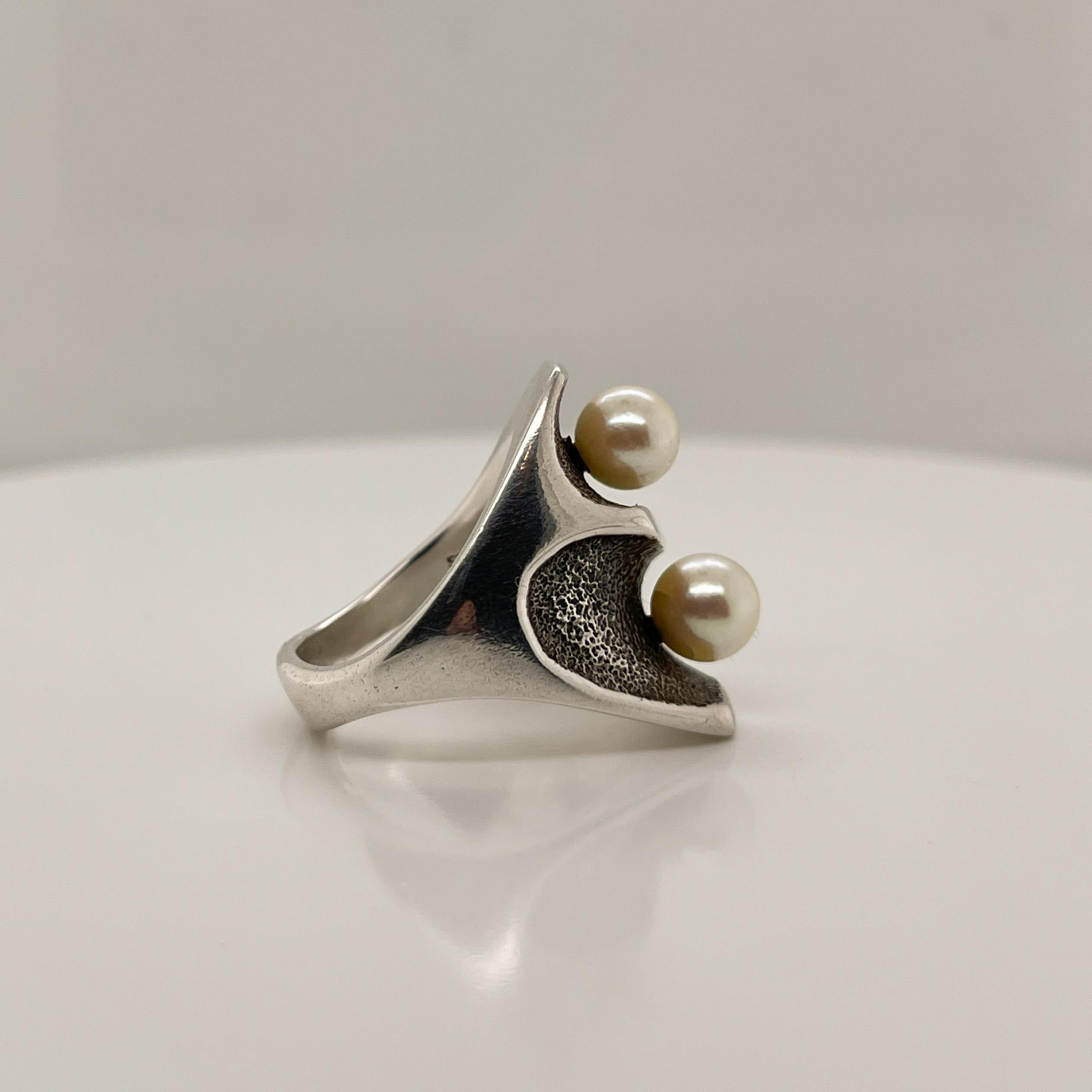 Women's or Men's Signed Wesley Emmons Modernist Cultured Pearl and Sterling Silver Cocktail Ring For Sale