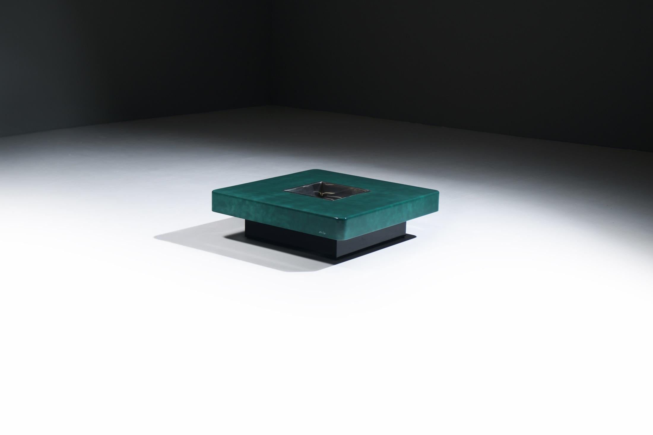 Signierter Willy Rizzo vintage 'TR' Couchtisch, Studio Willy Rizzo, Italien, 1970er Jahre im Zustand „Gut“ im Angebot in Buggenhout, Oost-Vlaanderen