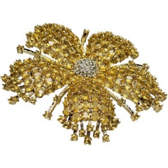 Broche Floral de Cristal Amarillo Firmado con Centro de Pave