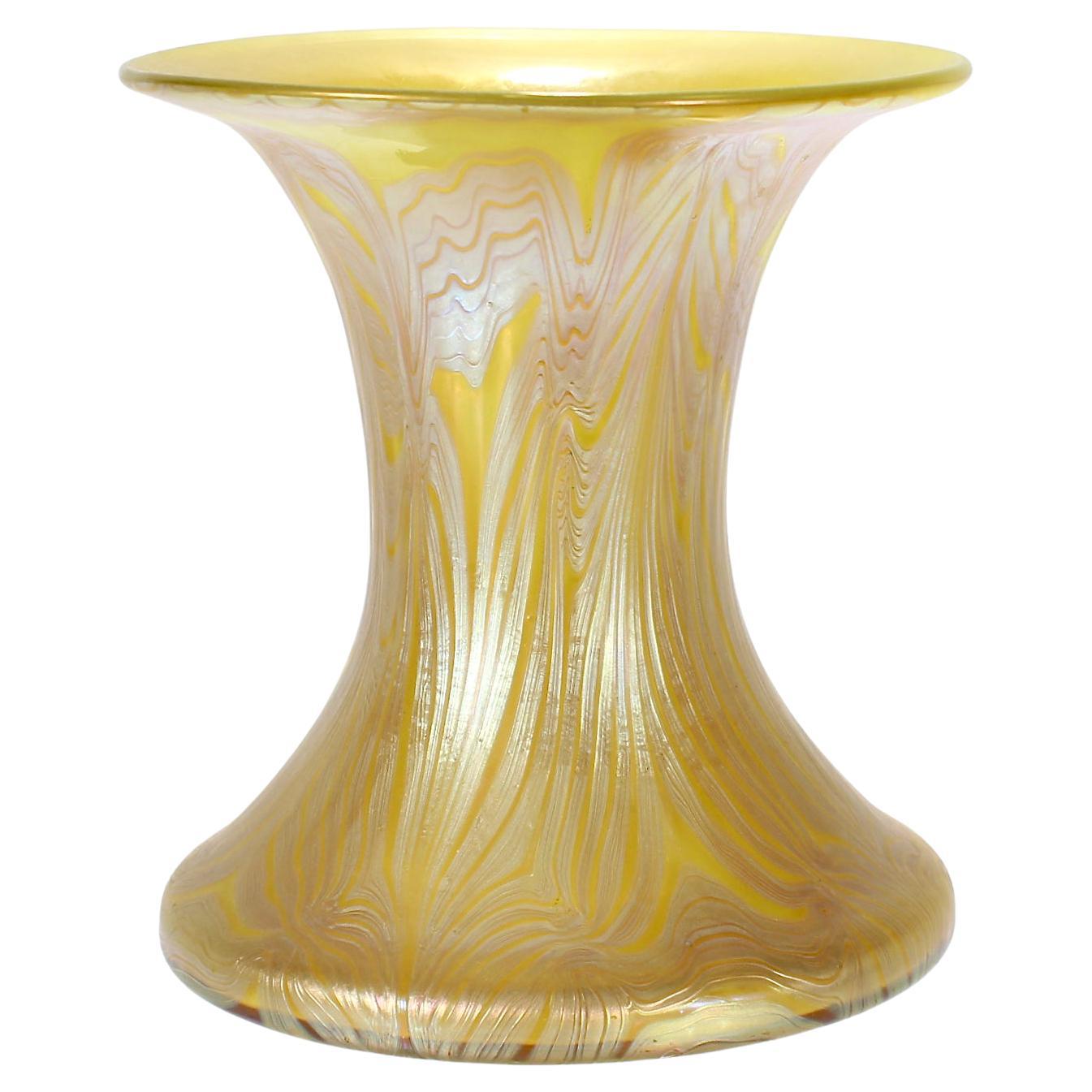 Signed Yellow Johann Loetz Witwe Austria Phänomen Genre Art Glass Vase 8069