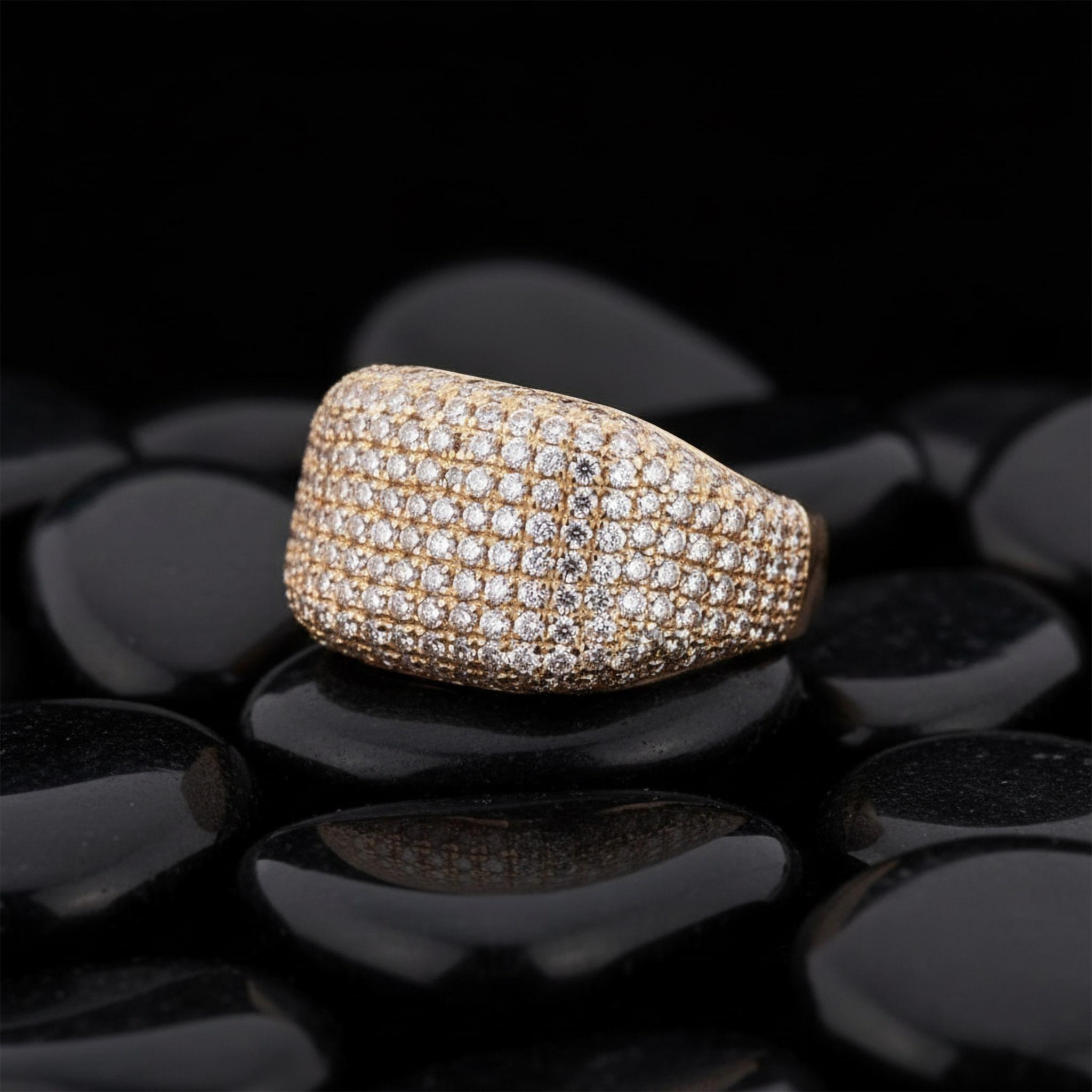 in vendita:  Anello Signet in oro giallo 14K (o 18k su richiesta) con diamante 3