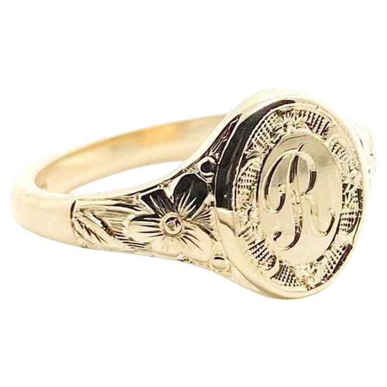 For Sale:  Personalized Signet 18ct Gold Renewal Ring 2