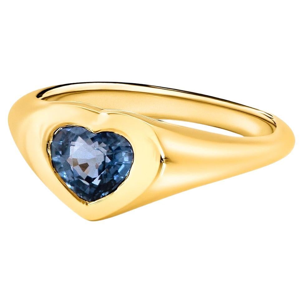 Signet 18ct Sapphire Heart Pink Ring