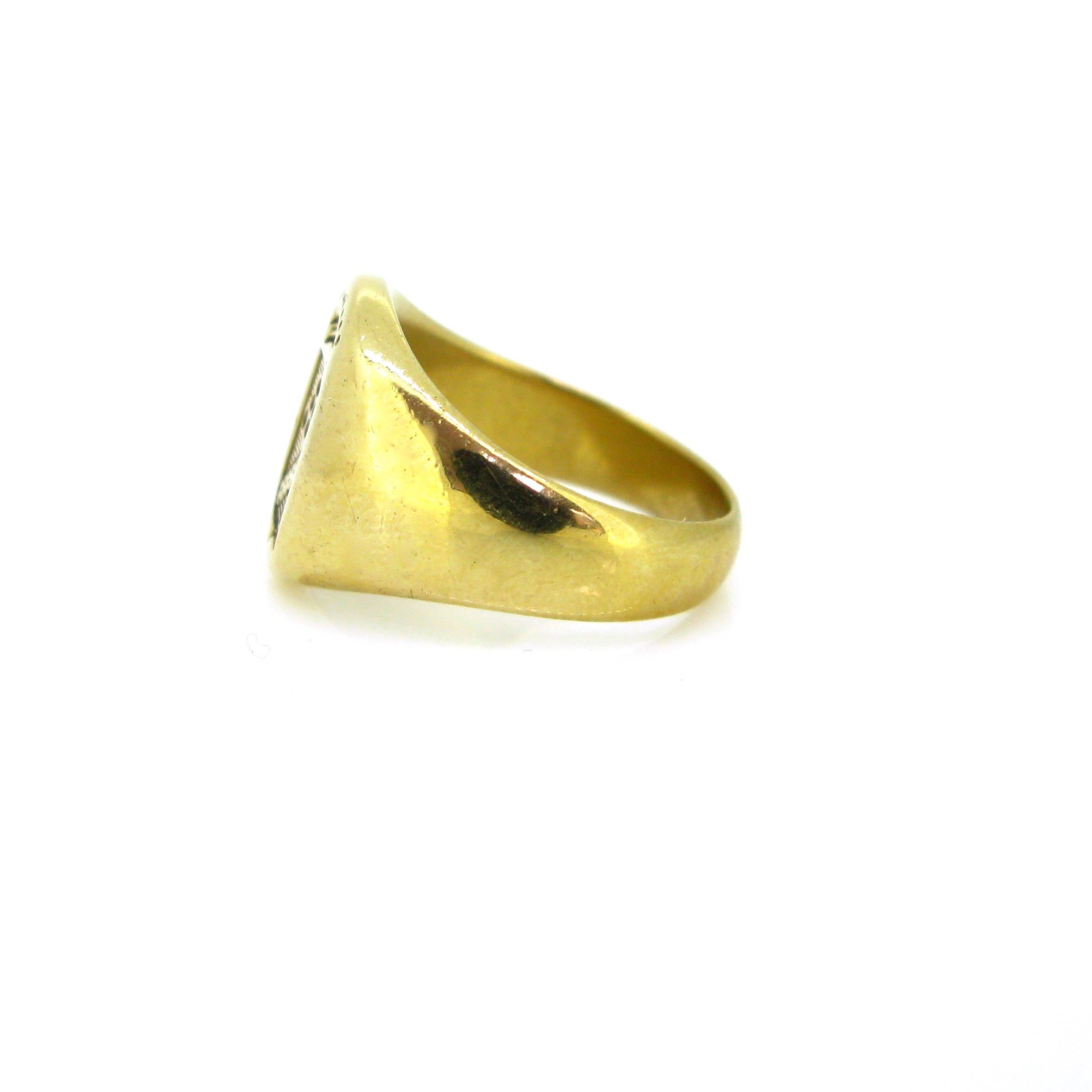 Signet Chevaliere Yellow Gold 1940s Ring 2