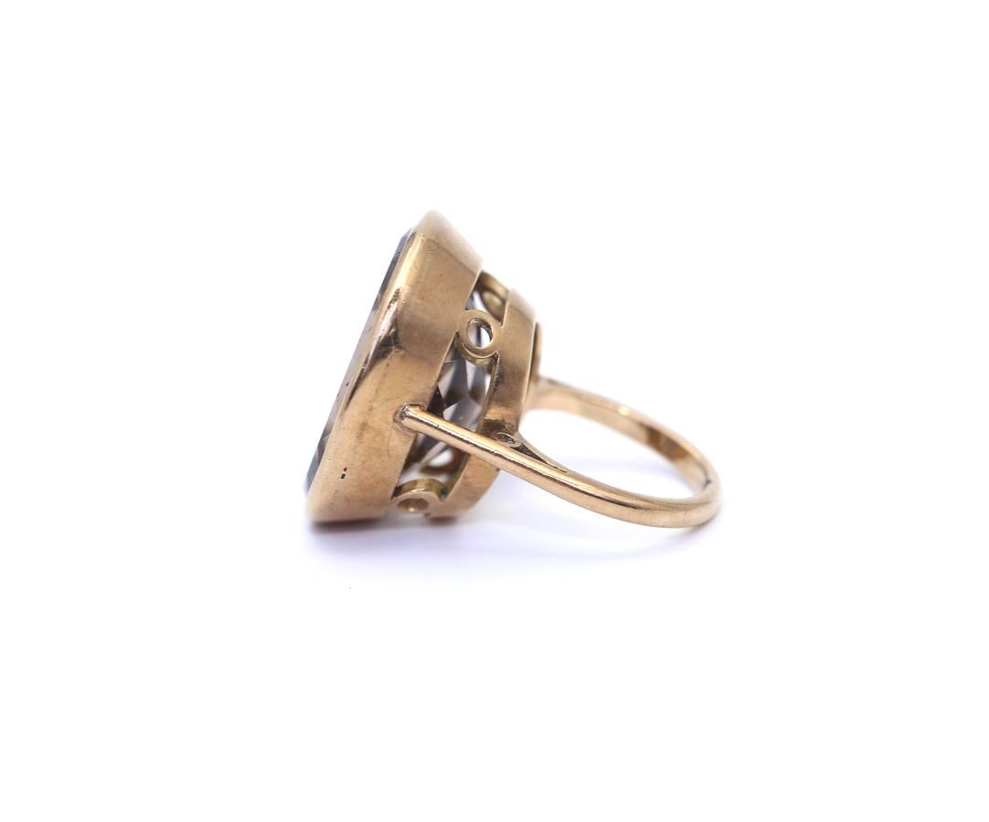 Anello Signet Donec Devs Dat Dono Topaz Britannico in oro 9 ct, 1890 In condizioni buone in vendita a Herzelia, Tel Aviv