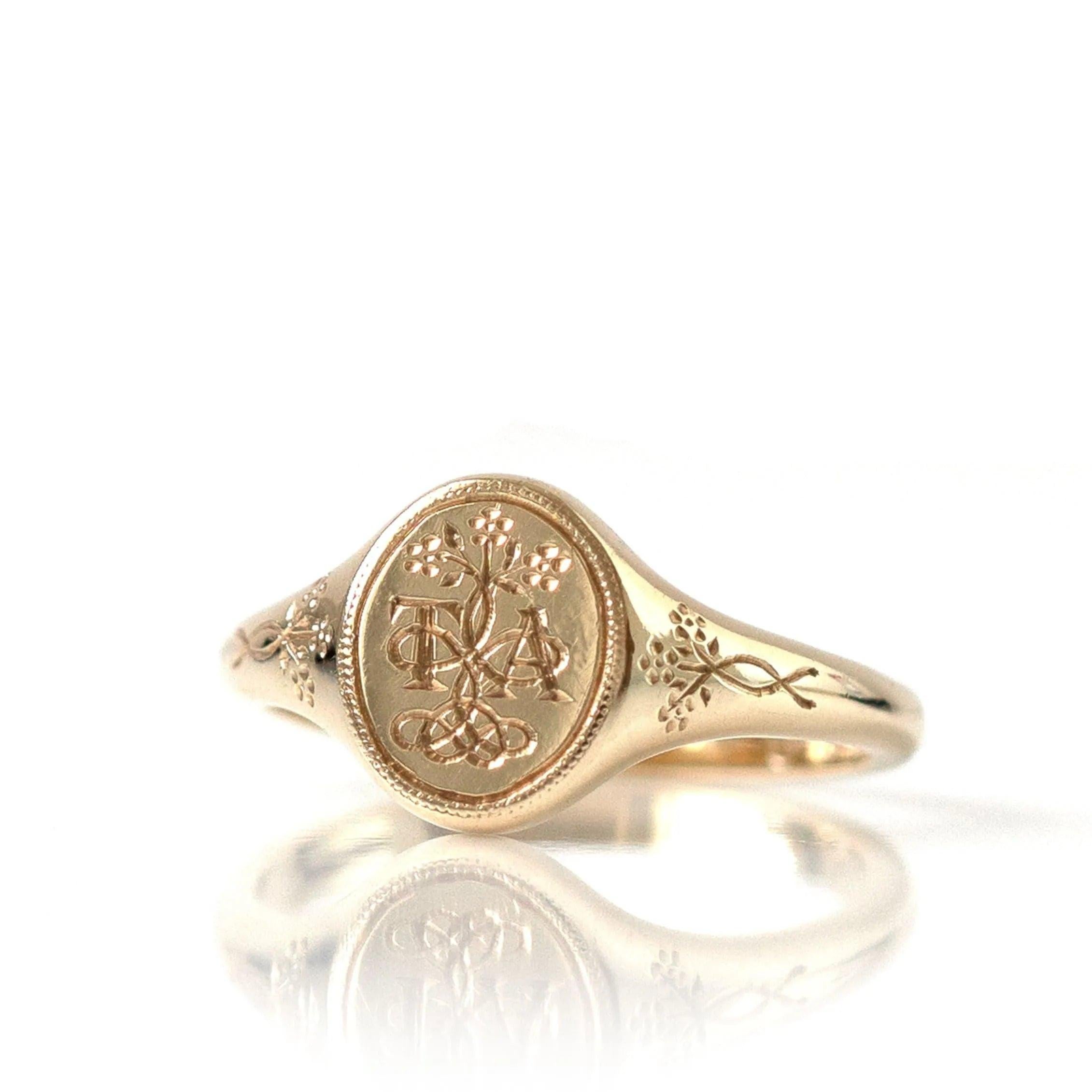 For Sale:  Signet Forget-Me-Not Ring  18ct Gold  Made to Order 5