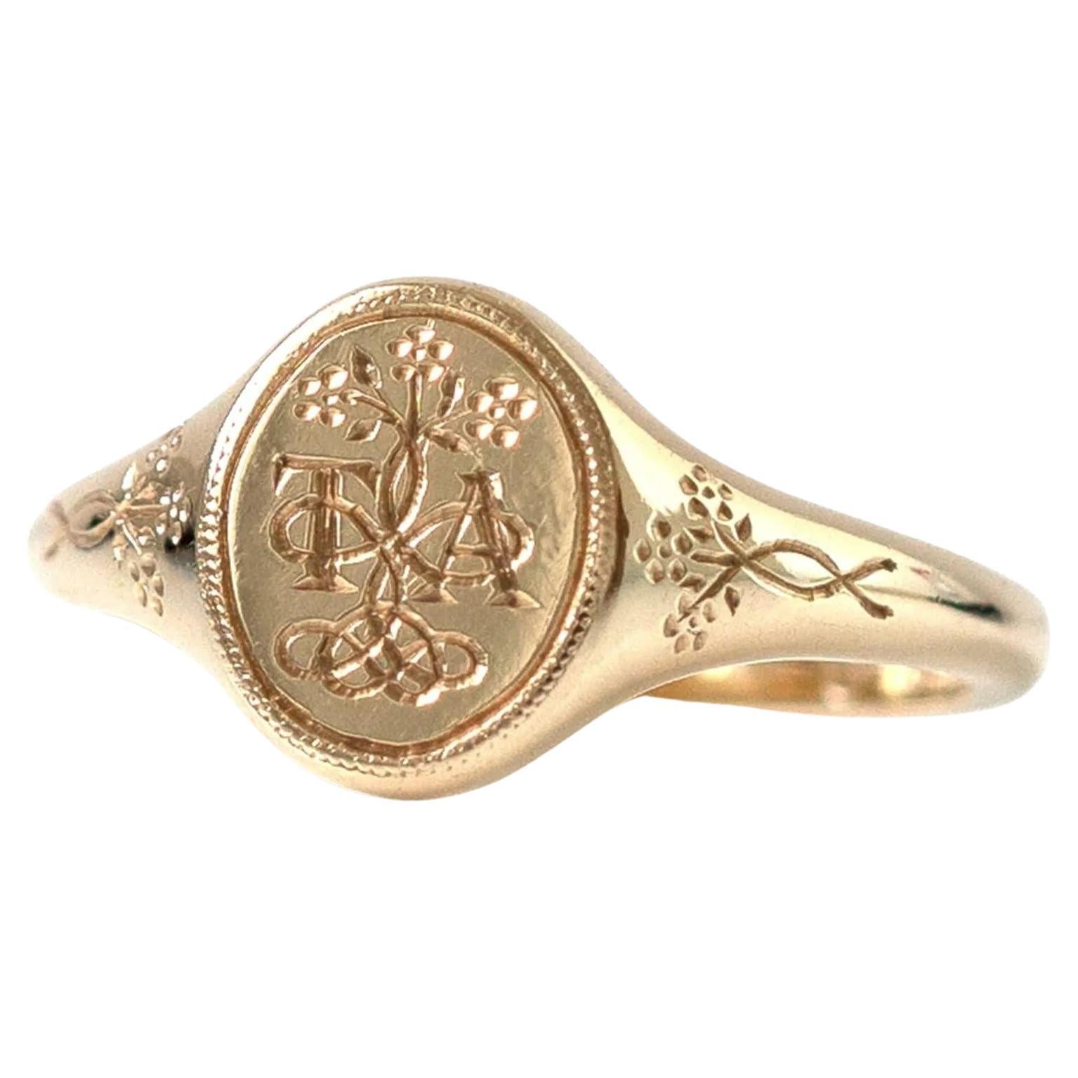 For Sale:  Signet Forget-Me-Not Ring  18ct Gold  Made to Order 2