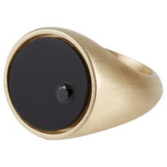 Signet of Many Faces – 9ct solid Gold