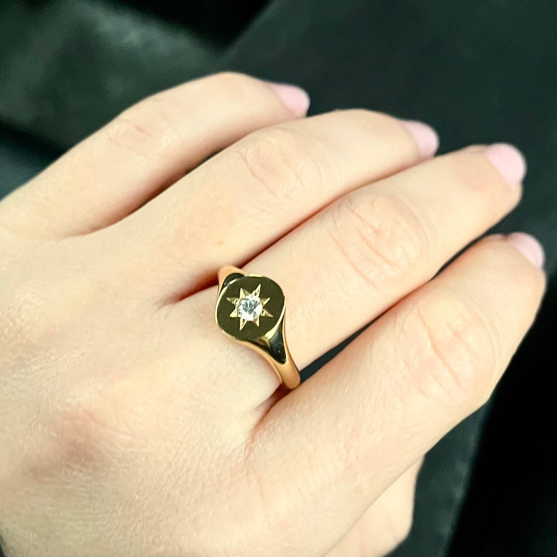 For Sale:  Signet 18ct Gold Polaris Ring 2