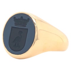 Signet Ring, 18k Rose Gold, Niccolo Onyx, Oval 13.9 x 12.2 mm, with Engraving
