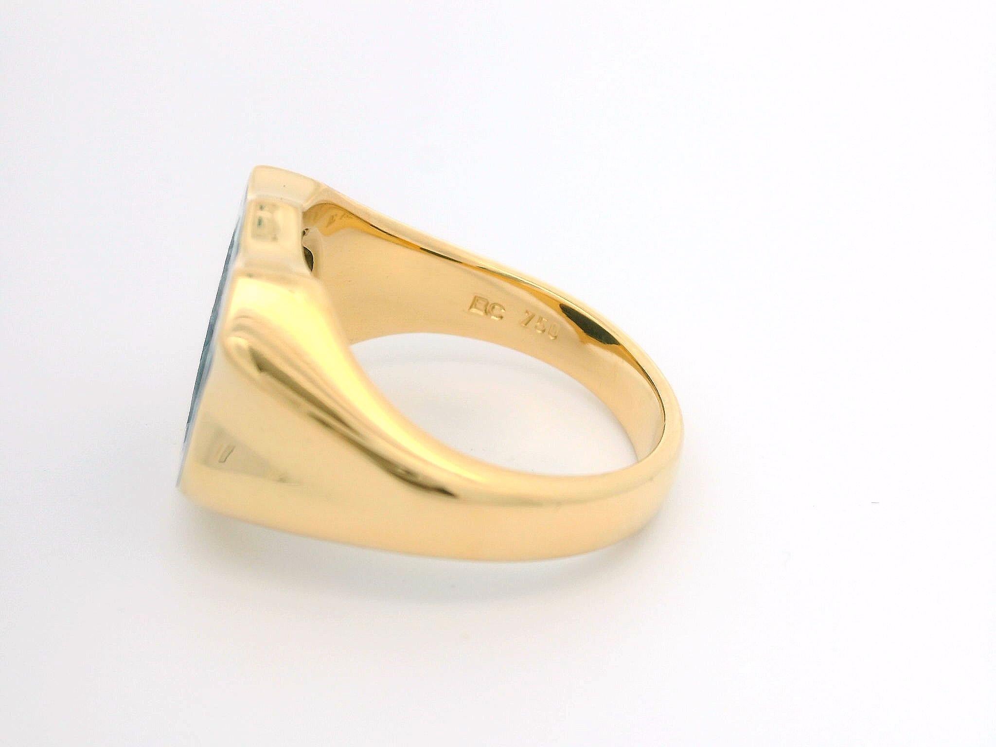 Siegelring, 18K Gelbgold,  Niccolo mit heraldischer Gravur im Zustand „Neu“ im Angebot in Pforzheim, DE