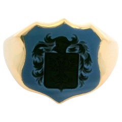 Signet Ring, 18K Yellow Gold,  Niccolo with heraldic Engraving