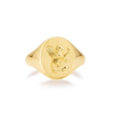 Signet Ring, 18K Yellow Gold, Oval, 16.0 x 13.0 mm, Griffin Engraving