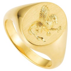 Signet Ring, 18K Yellow Gold, Oval, 16.0 x 13.0 mm, Griffin Engraving