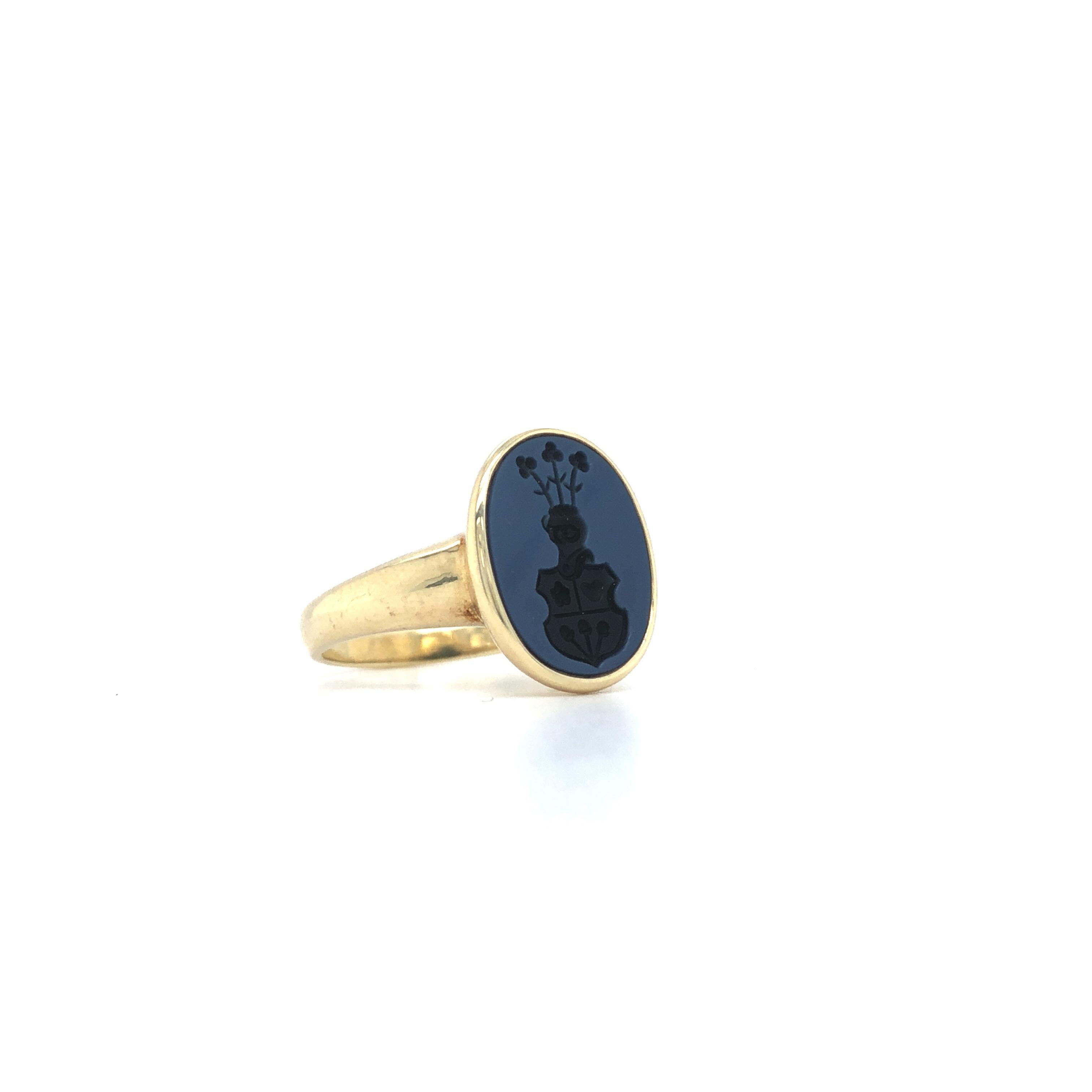 Contemporary Signet Ring 925/- Silver gold plated, Oval, Onyx 12.0x9.0, with Engraving For Sale