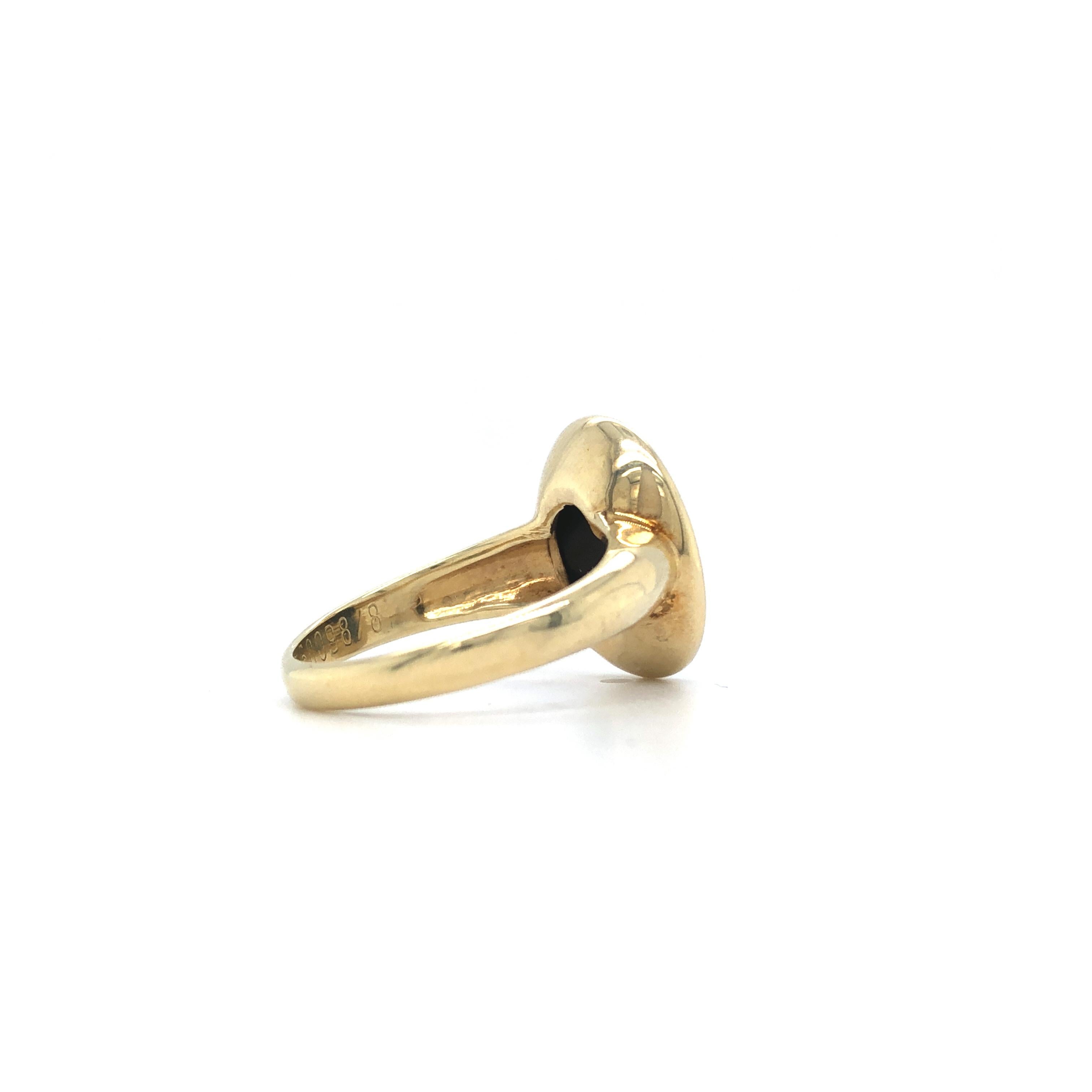 Signet Ring 925/- Silver gold plated, Oval, Onyx 12.0x9.0, with Engraving In New Condition For Sale In Pforzheim, DE