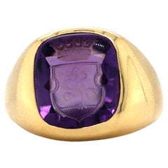 Anello con sigillo antico, oro giallo 18 carati, ametista 12,0 x 10,5 mm, con incisione