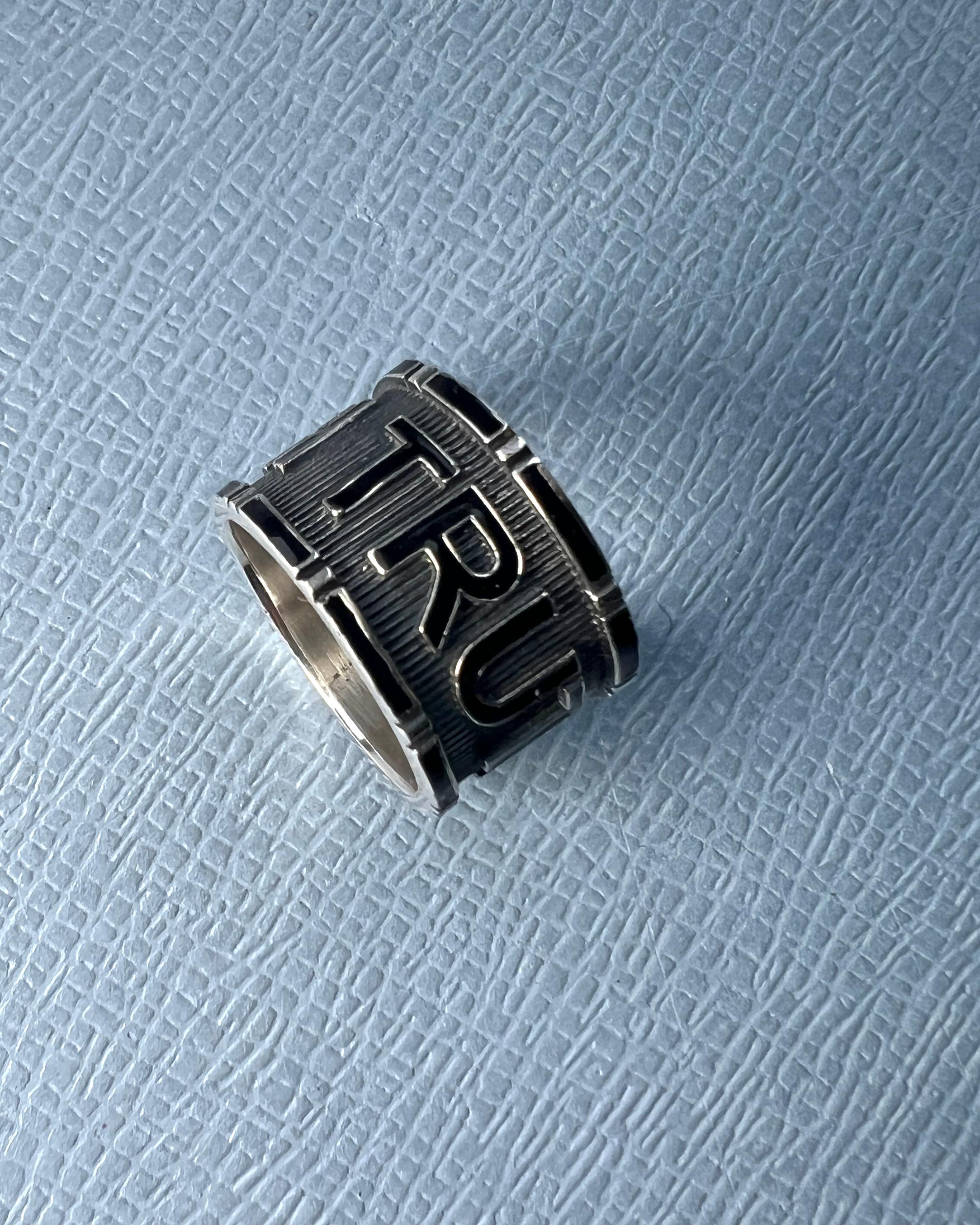 Anillo Signet Verdad Estilo Memento Mori Plata de Ley en venta 6