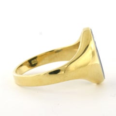 Signet ring with intaglio-cut blue-black sardonyx - 7.0 grams - 18k gold