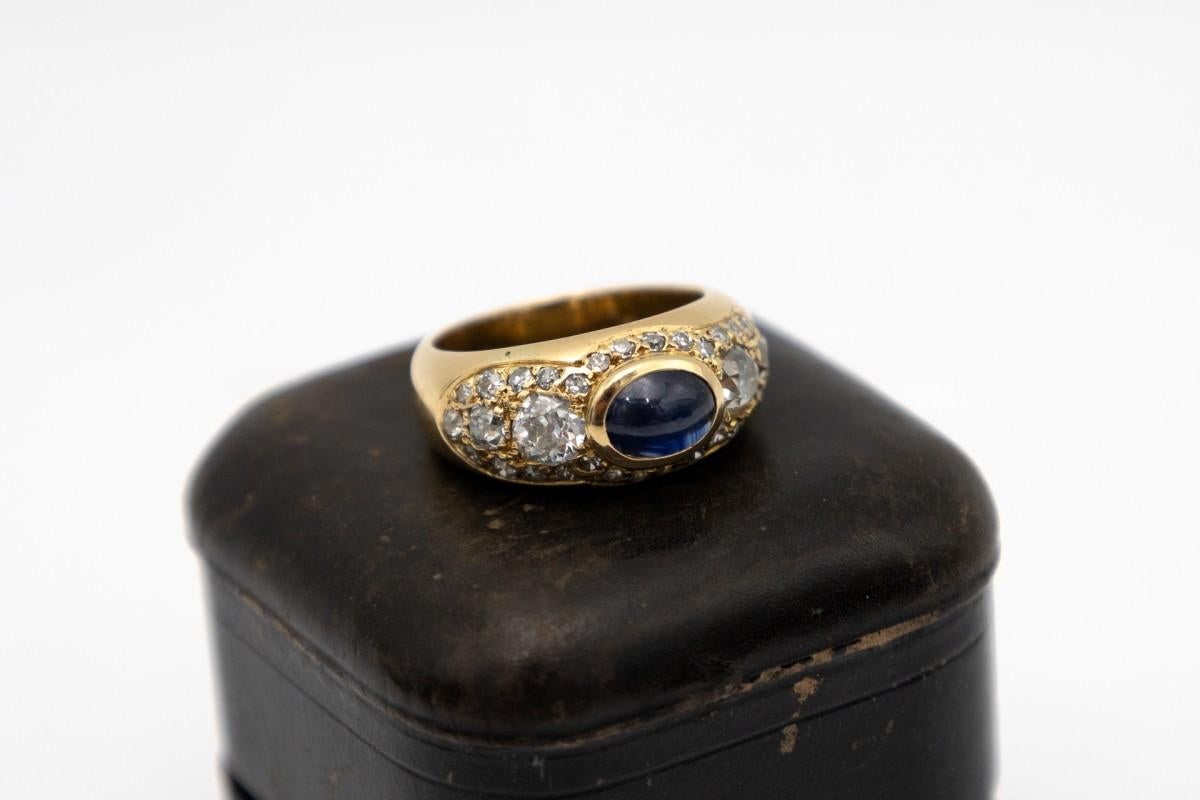 da uomo o donna Anello con zaffiro e 1,90 carati di diamanti europei antichi, Paesi Bassi, anni '40. in vendita