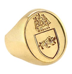 Vintage Signet Ring with Wild Boar Passant & Three-Masted Ship in 18 Karat Yellow Gold