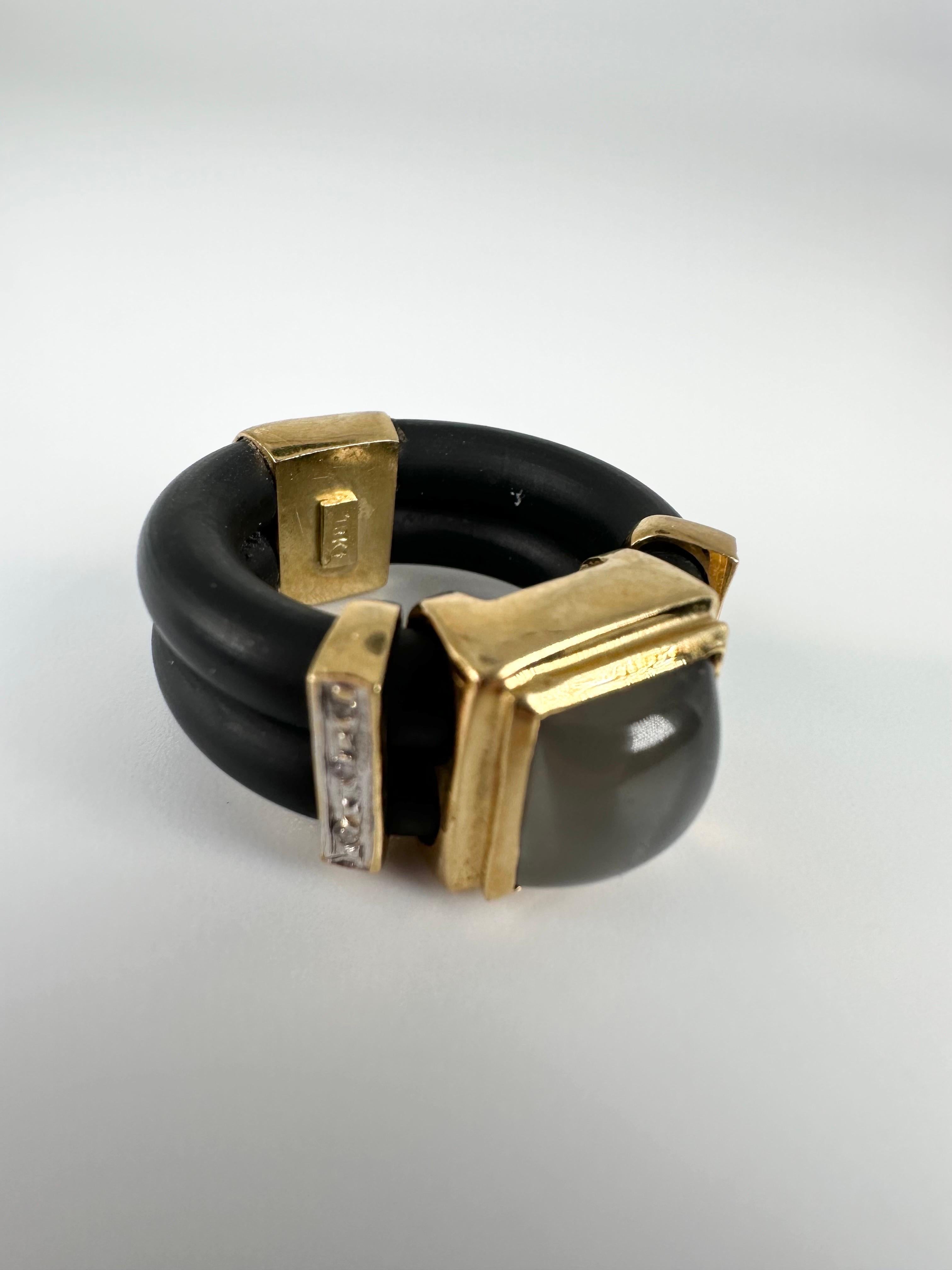Square Cut Signet Unisex Ring 14 Karat Yellow Gold Rubber Gothic Ring Designer Quartz Ring For Sale