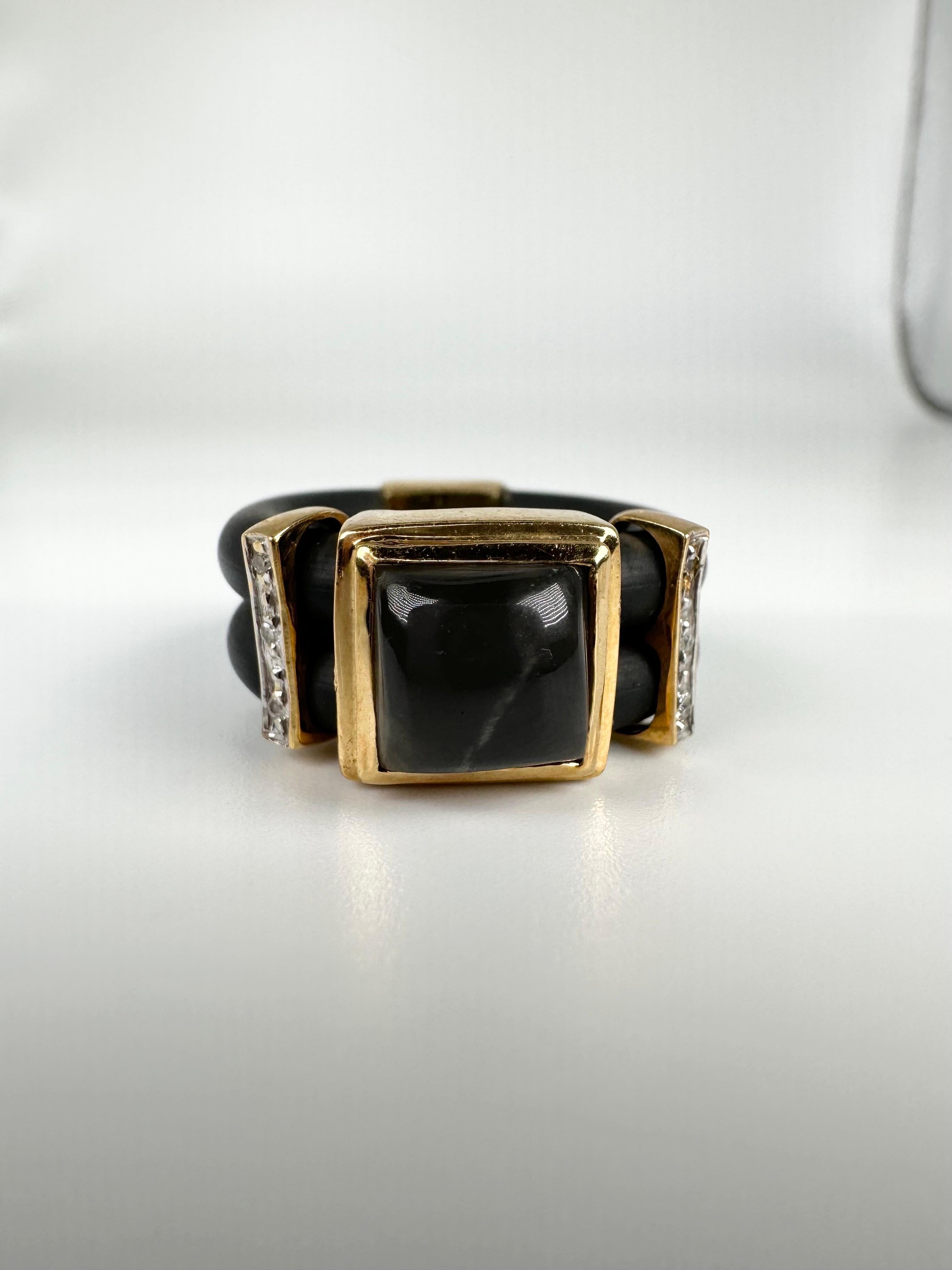 Signet Unisex-Ring 14 Karat Gelbgold Gummi Gothic-Ring Designer-Quarzring im Angebot 2