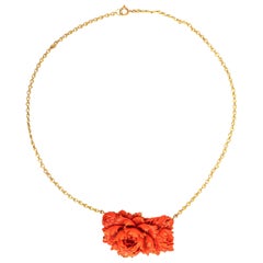 Significant Coral Flower Gold Pendant Chain Necklace